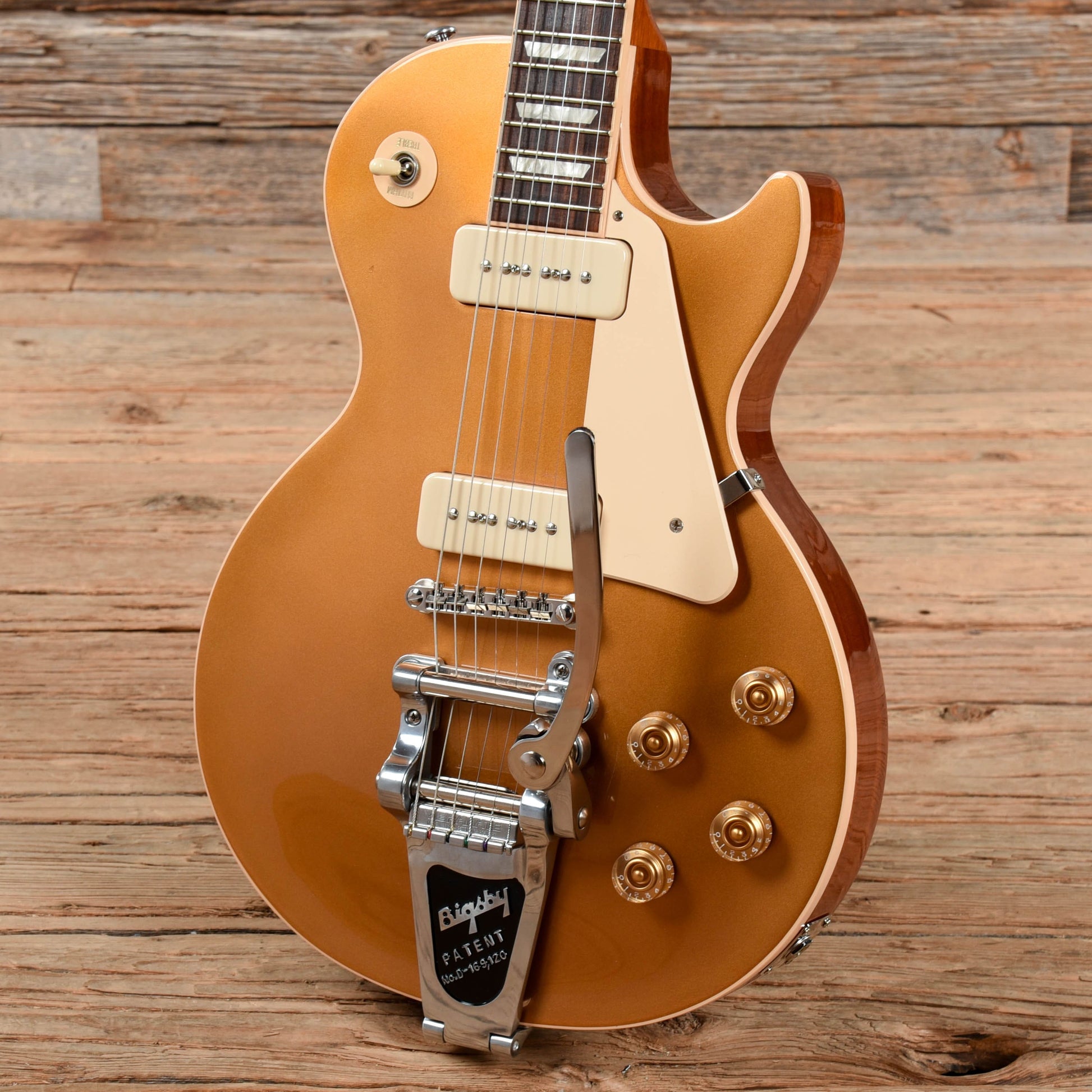 Gibson Les Paul Classic P-90 Goldtop 2017 Electric Guitars / Solid Body