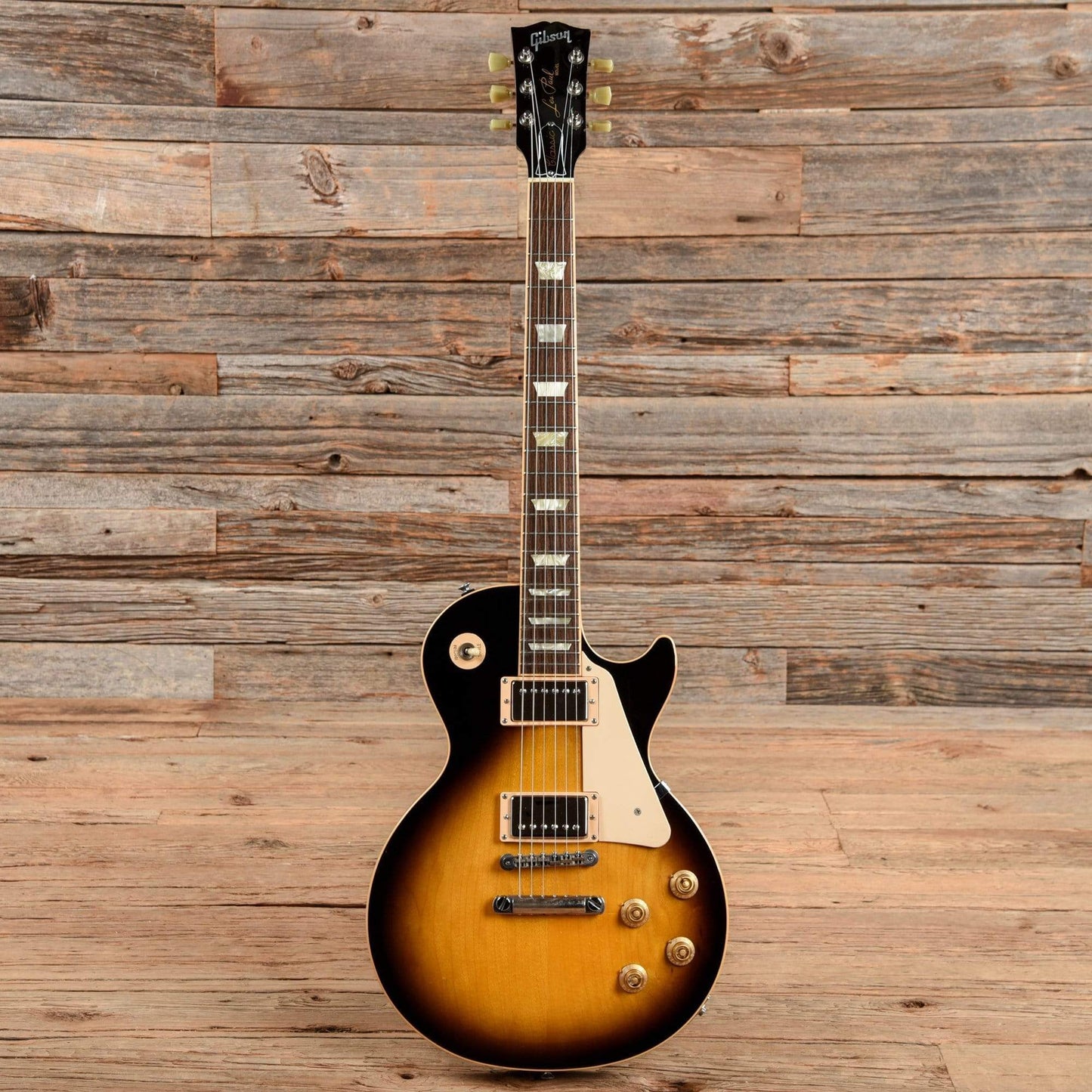 Gibson Les Paul Classic Sunburst 2009 Electric Guitars / Solid Body