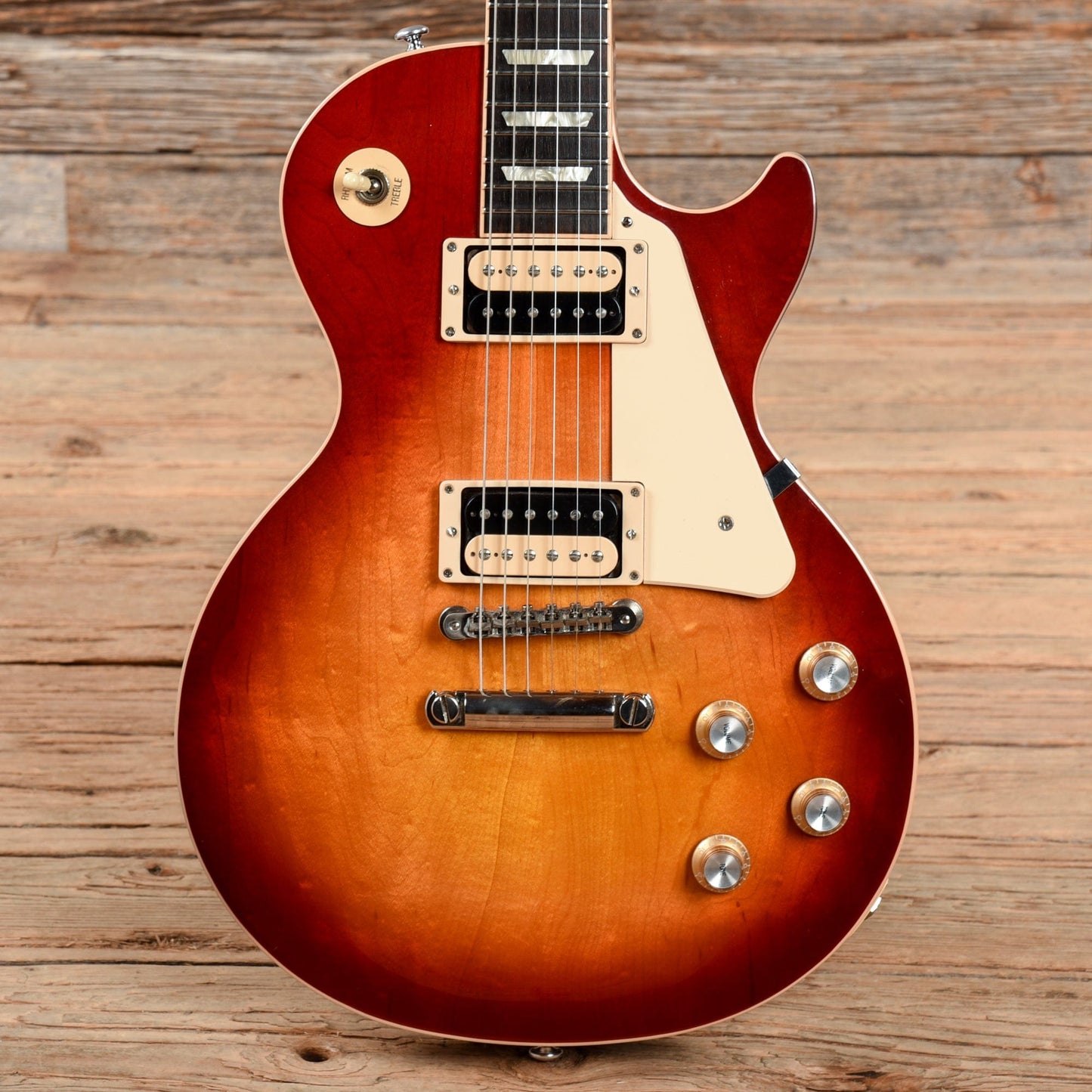 Gibson Les Paul Classic Sunburst 2019 Electric Guitars / Solid Body