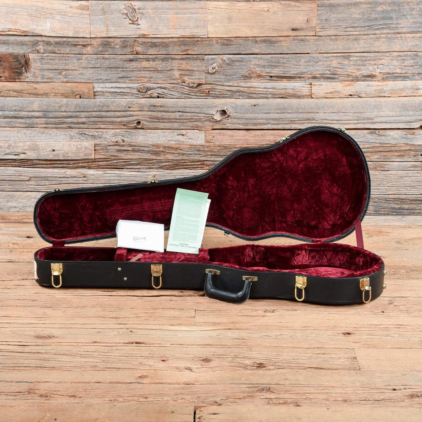 Gibson Les Paul Custom Ebony 2007 Electric Guitars / Solid Body