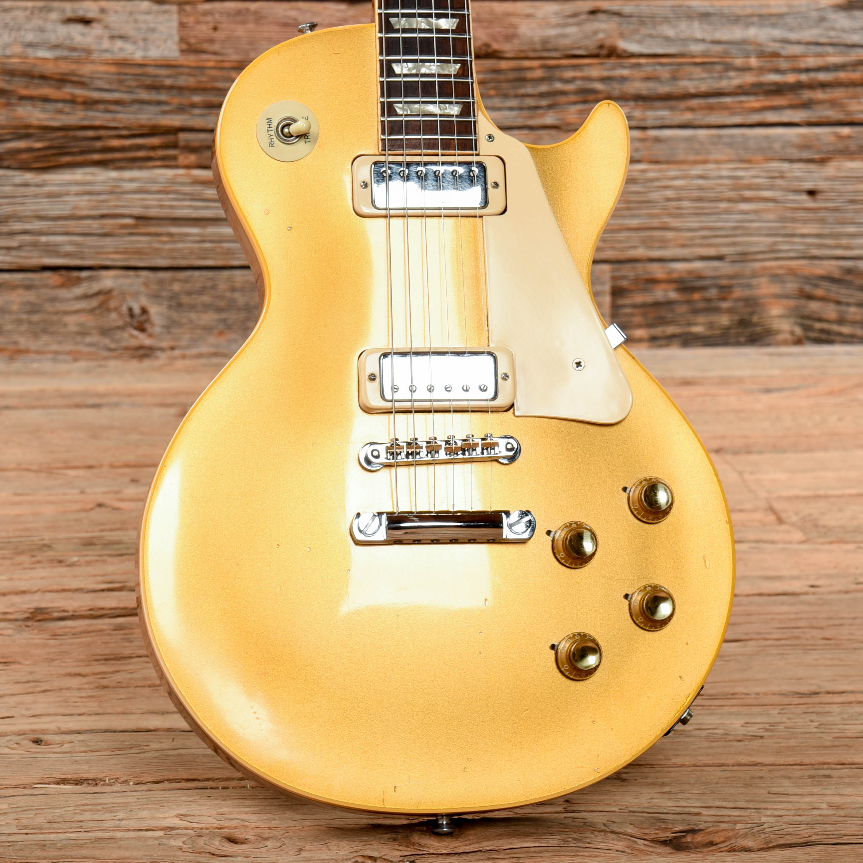 Gibson Les Paul Deluxe Goldtop 1973 Electric Guitars / Solid Body