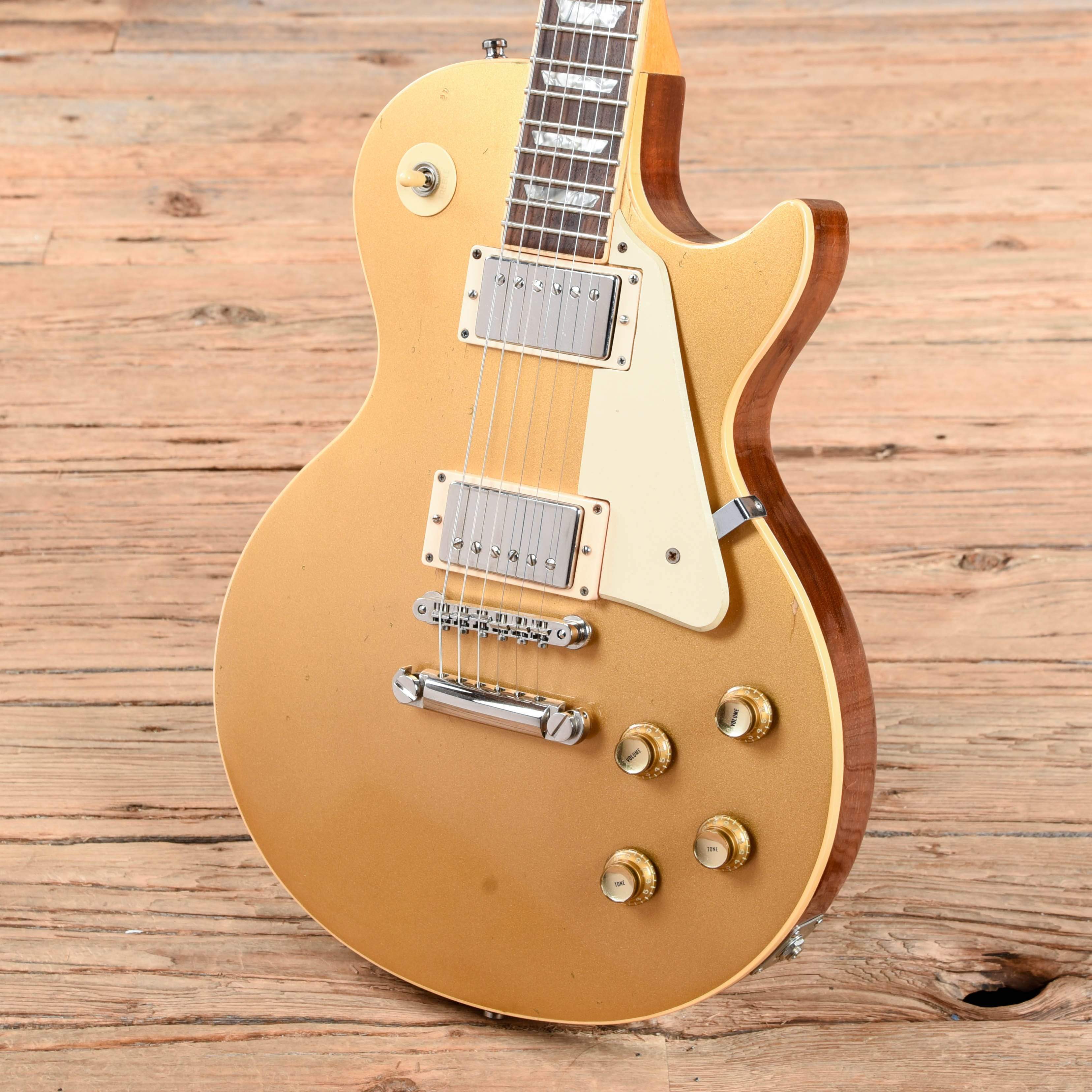 Gibson Les Paul Deluxe Goldtop 1978 Electric Guitars / Solid Body