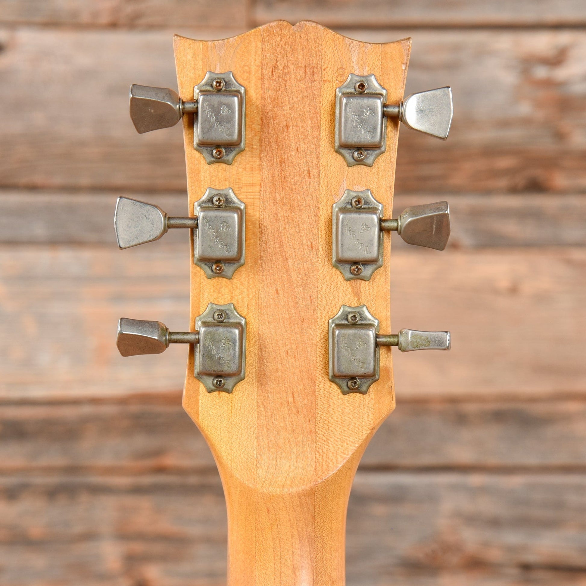 Gibson Les Paul Deluxe (Previously Owned by Isaiah Sharkey) Goldtop 1980 Electric Guitars / Solid Body