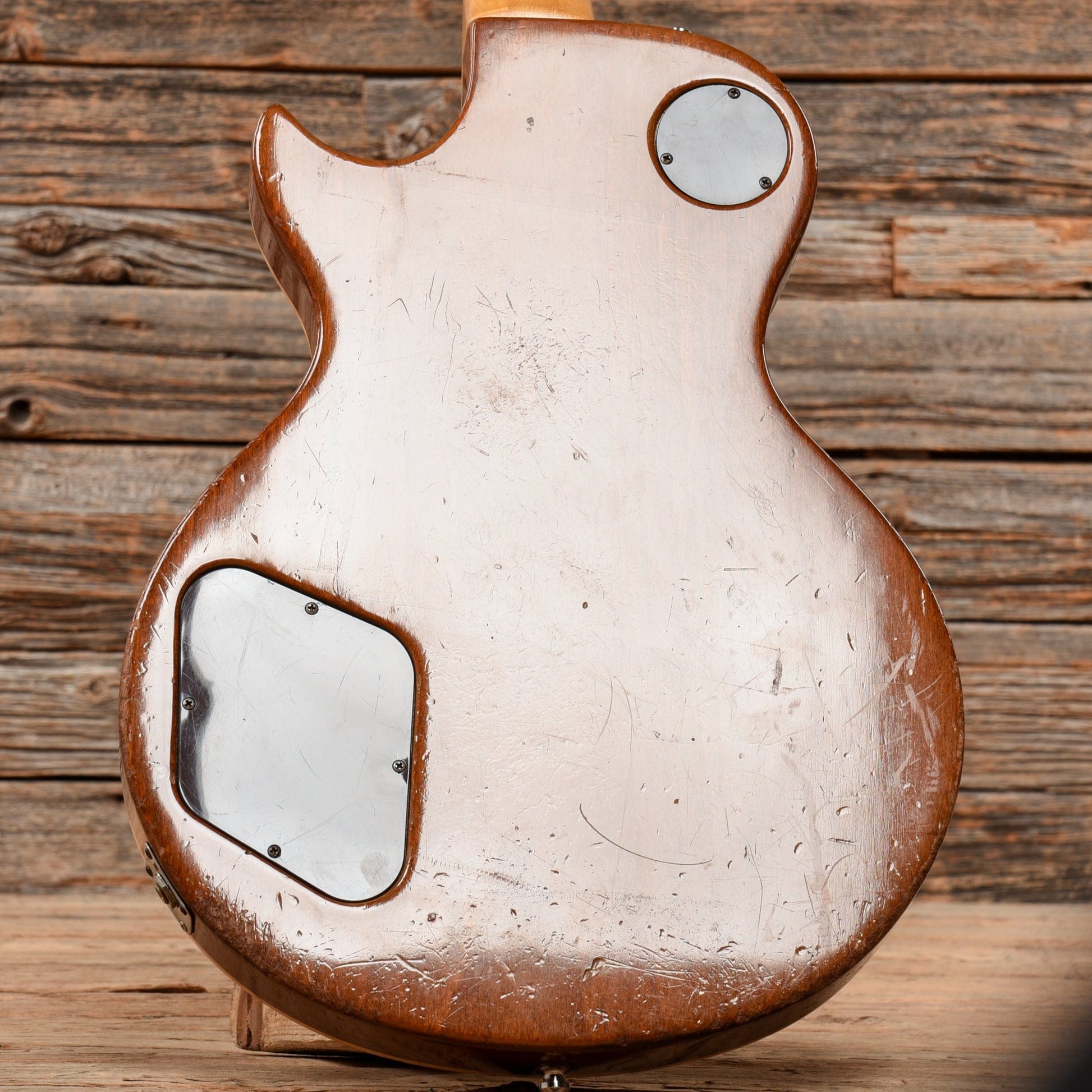 Gibson Les Paul Deluxe (Previously Owned by Isaiah Sharkey) Goldtop 1980 Electric Guitars / Solid Body