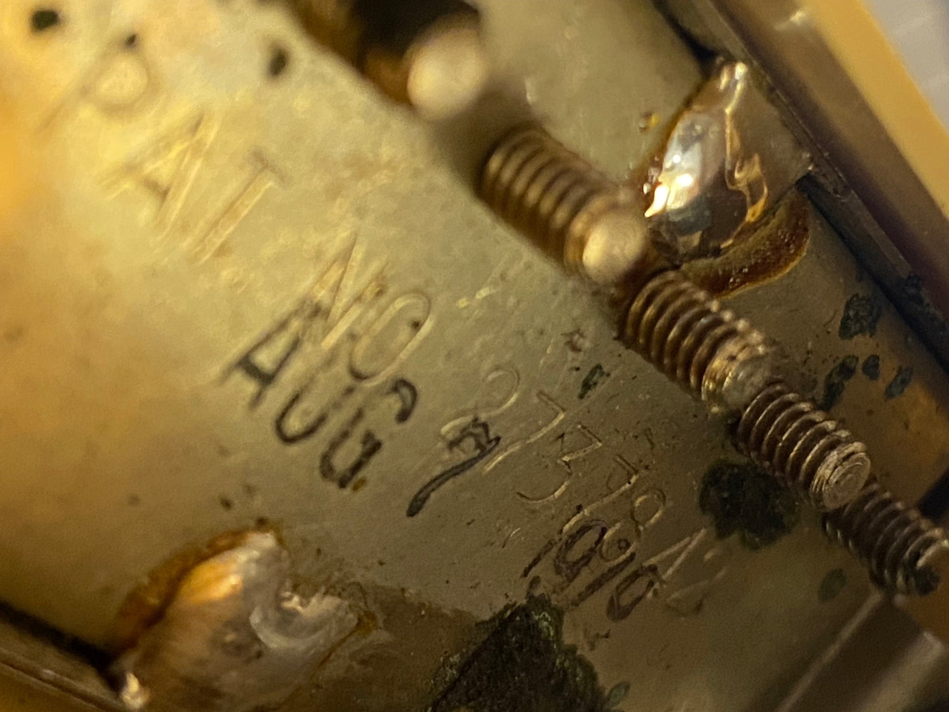 Gibson Les Paul Deluxe (Previously Owned by Isaiah Sharkey) Goldtop 1980 Electric Guitars / Solid Body