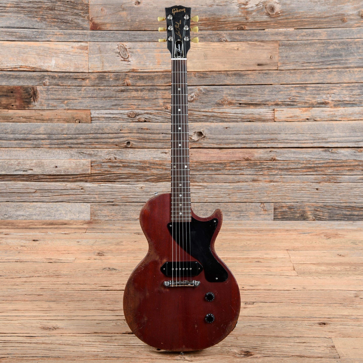 Gibson Les Paul Junior Worn Cherry Relic 2009 Electric Guitars / Solid Body