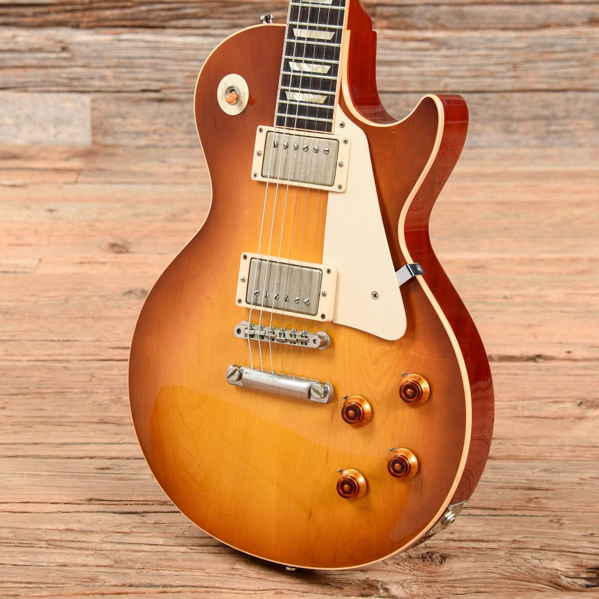 Gibson Les Paul Standard 1958 Reissue Sunburst 2011 Electric Guitars / Solid Body