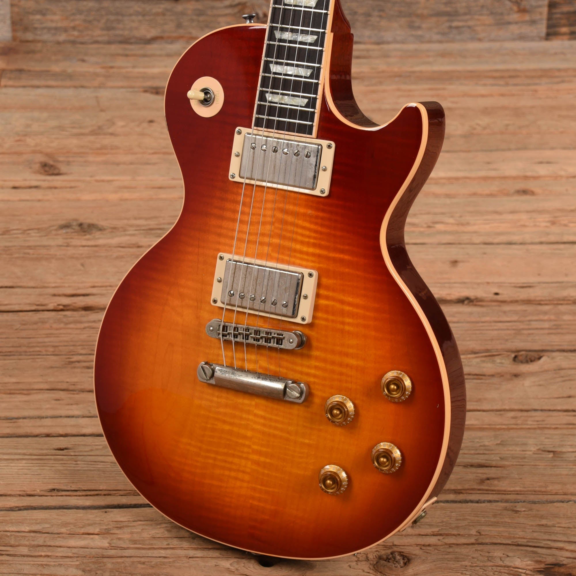 Gibson Les Paul Standard Cherry Sunburst 2004 Electric Guitars / Solid Body