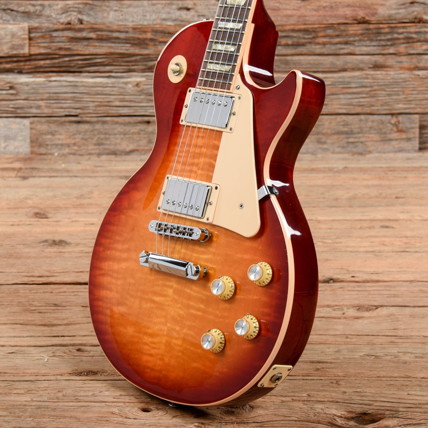 Gibson Les Paul Standard Cherry Sunburst 2011 Electric Guitars / Solid Body