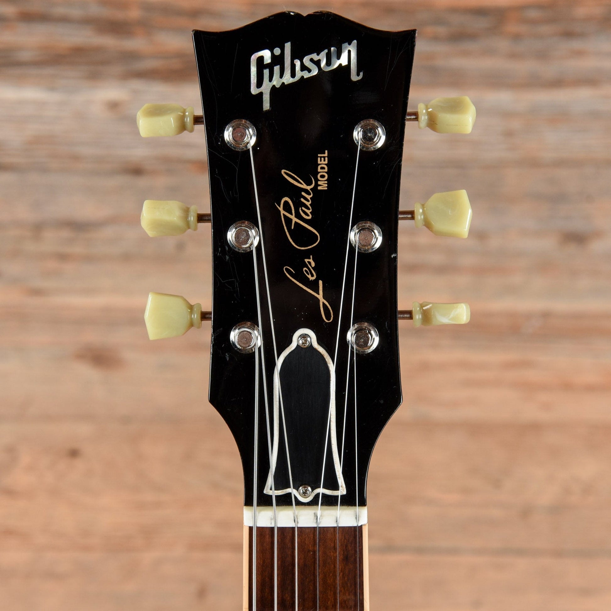 Gibson Les Paul Standard Cherry Sunburst 2011 Electric Guitars / Solid Body