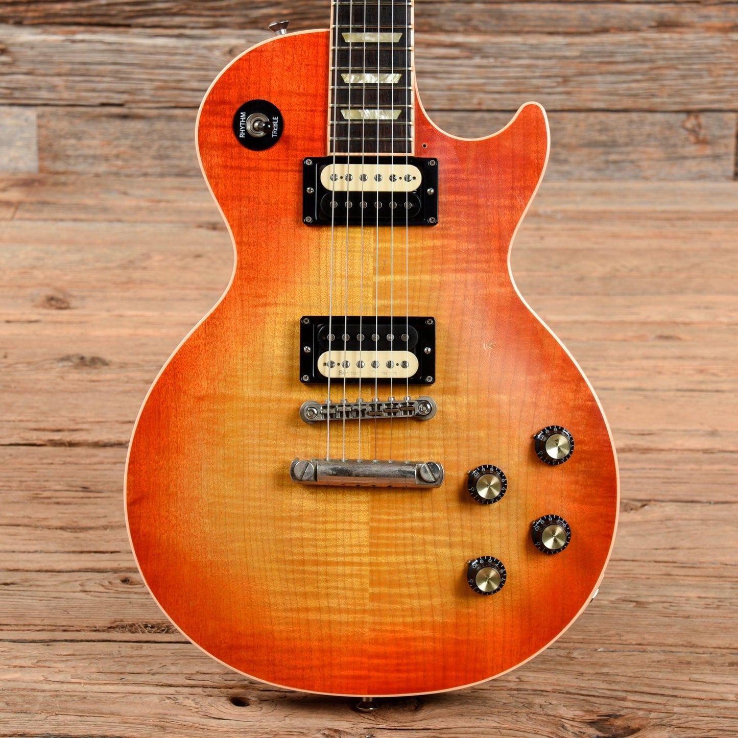 Gibson Les Paul Standard Faded Sunburst 2005 Electric Guitars / Solid Body