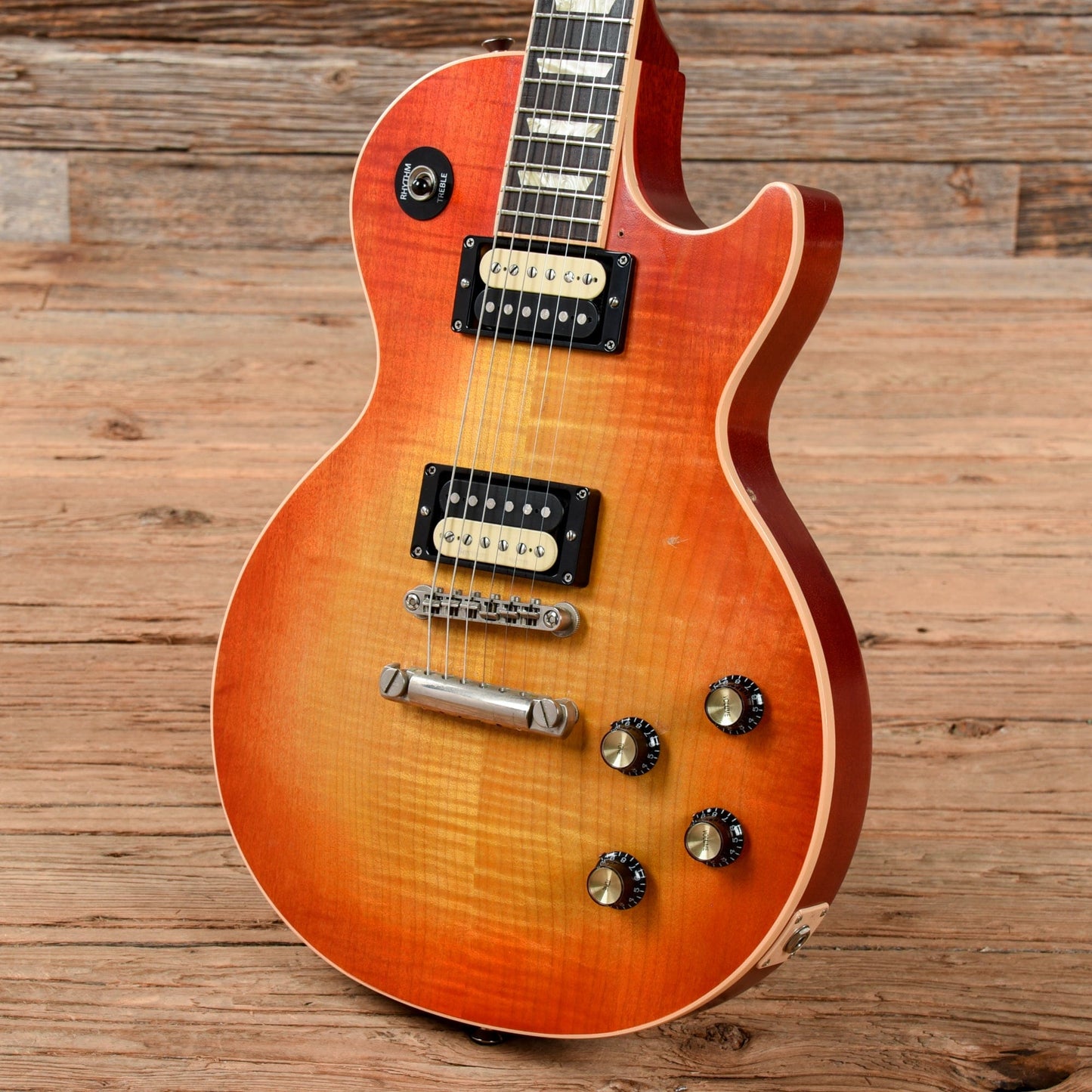 Gibson Les Paul Standard Faded Sunburst 2005 Electric Guitars / Solid Body