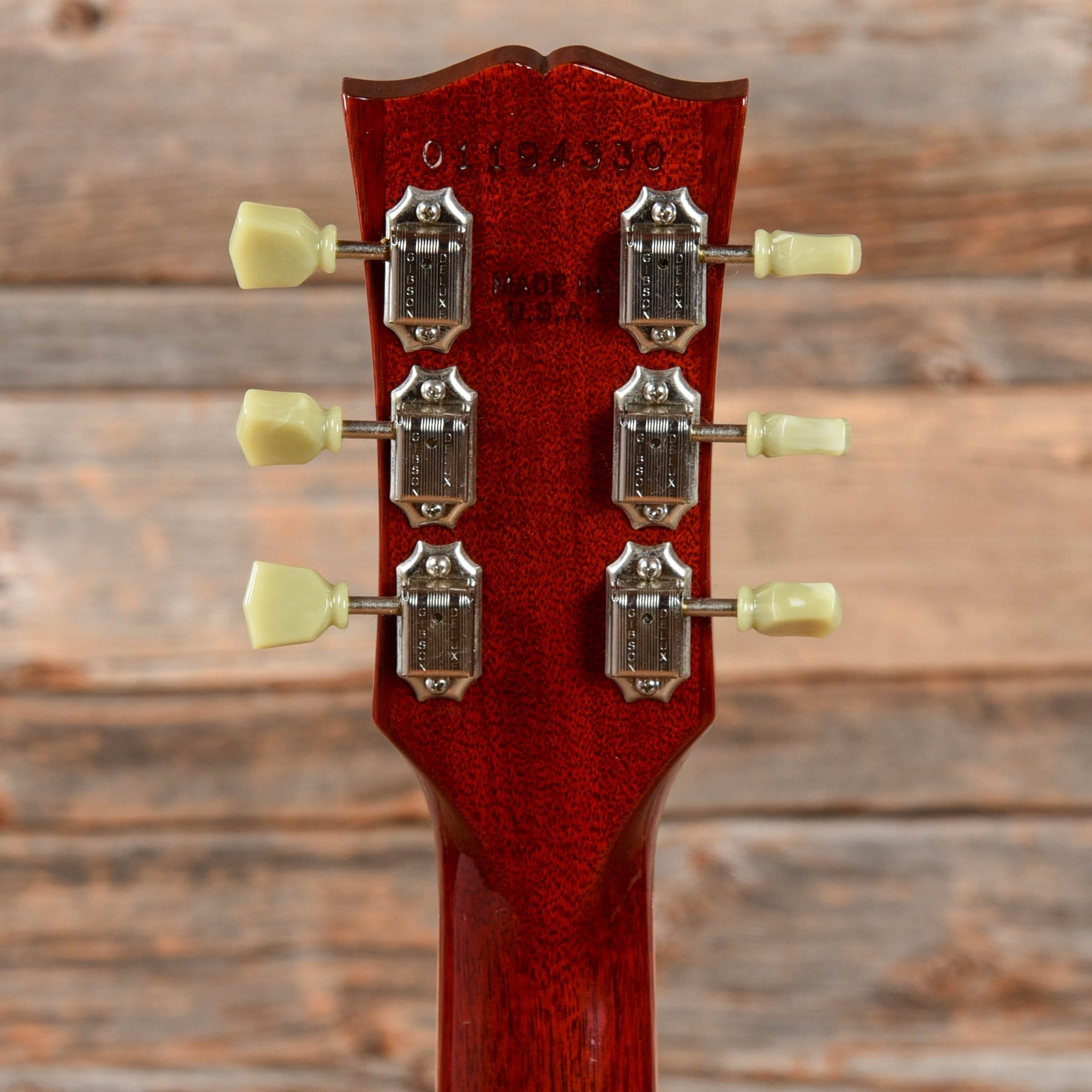 Gibson Les Paul Standard Honeyburst 2004 Electric Guitars / Solid Body