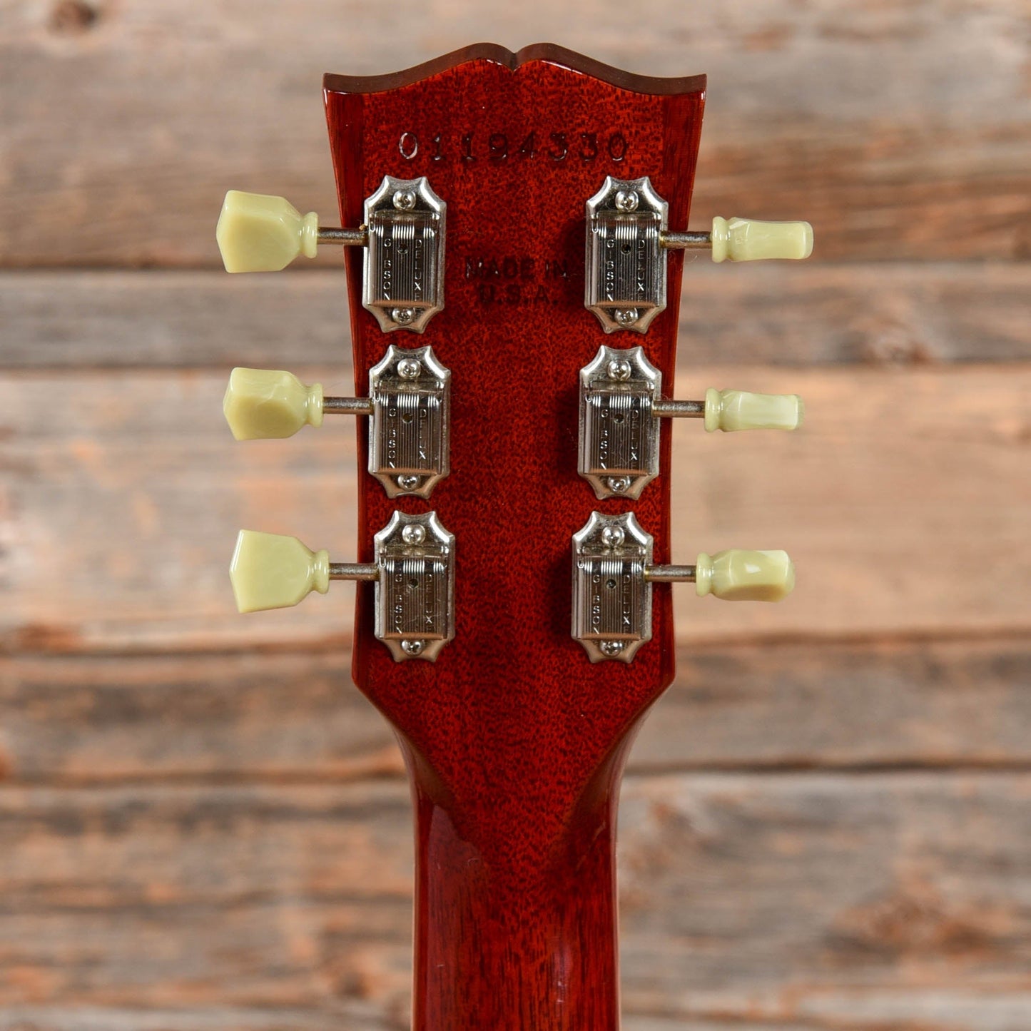 Gibson Les Paul Standard Honeyburst 2004 Electric Guitars / Solid Body