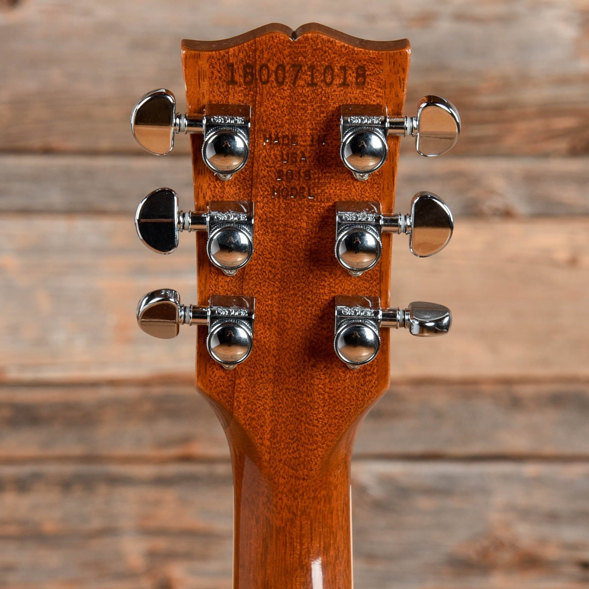 Gibson Les Paul Standard Honeyburst 2018 Electric Guitars / Solid Body