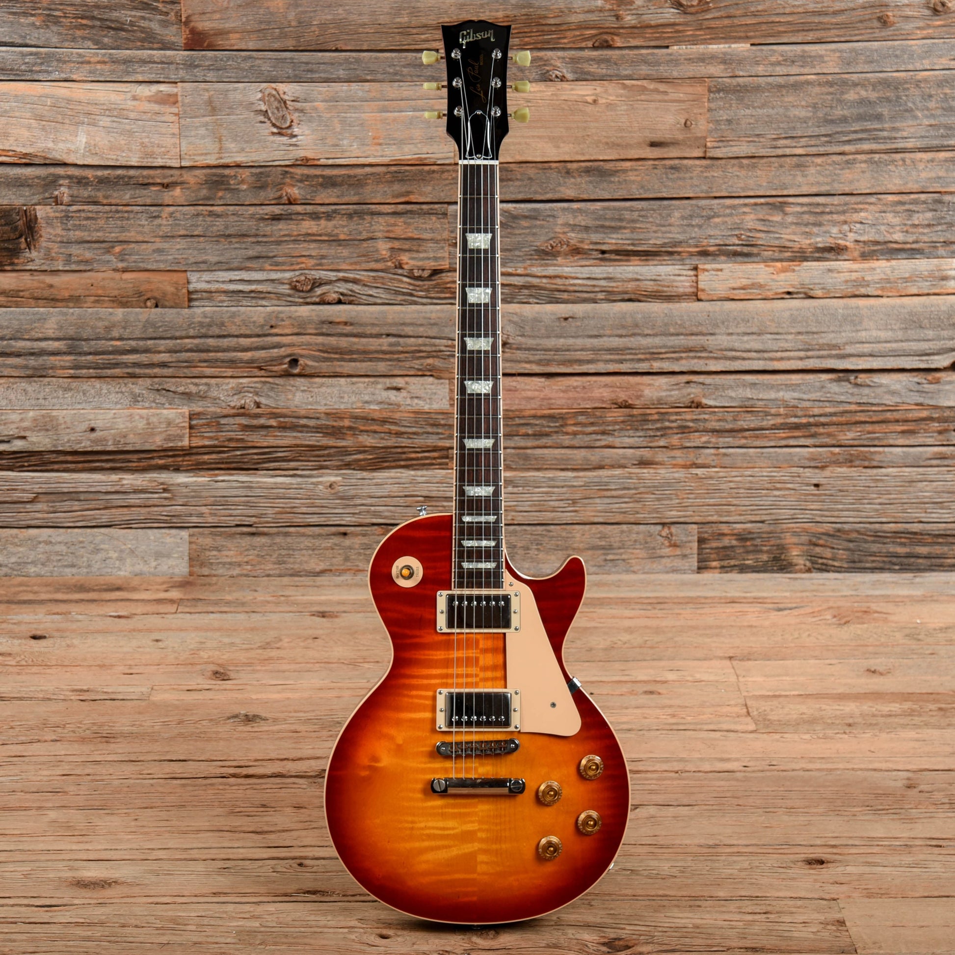 Gibson Les Paul Standard Premium Plus Sunburst 2004 Electric Guitars / Solid Body