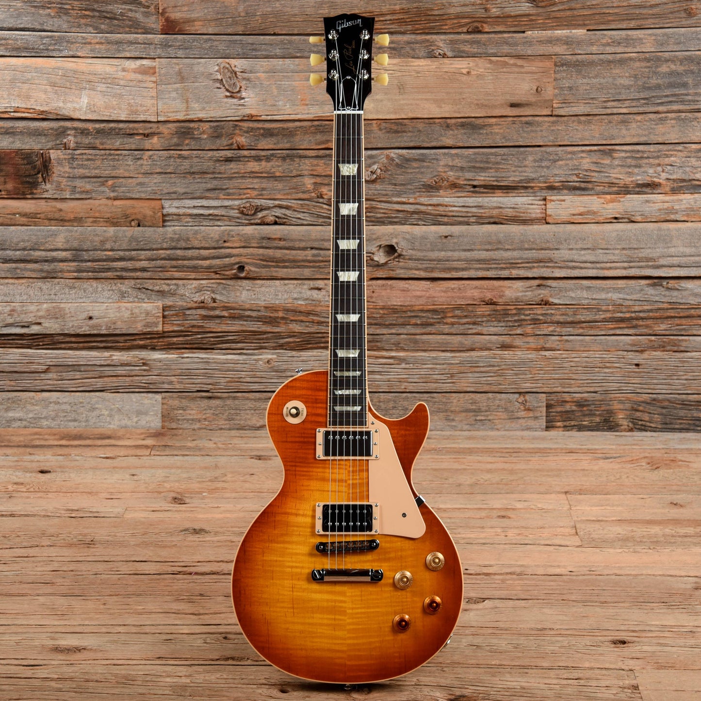 Gibson Les Paul Standard Sunburst 2010 Electric Guitars / Solid Body