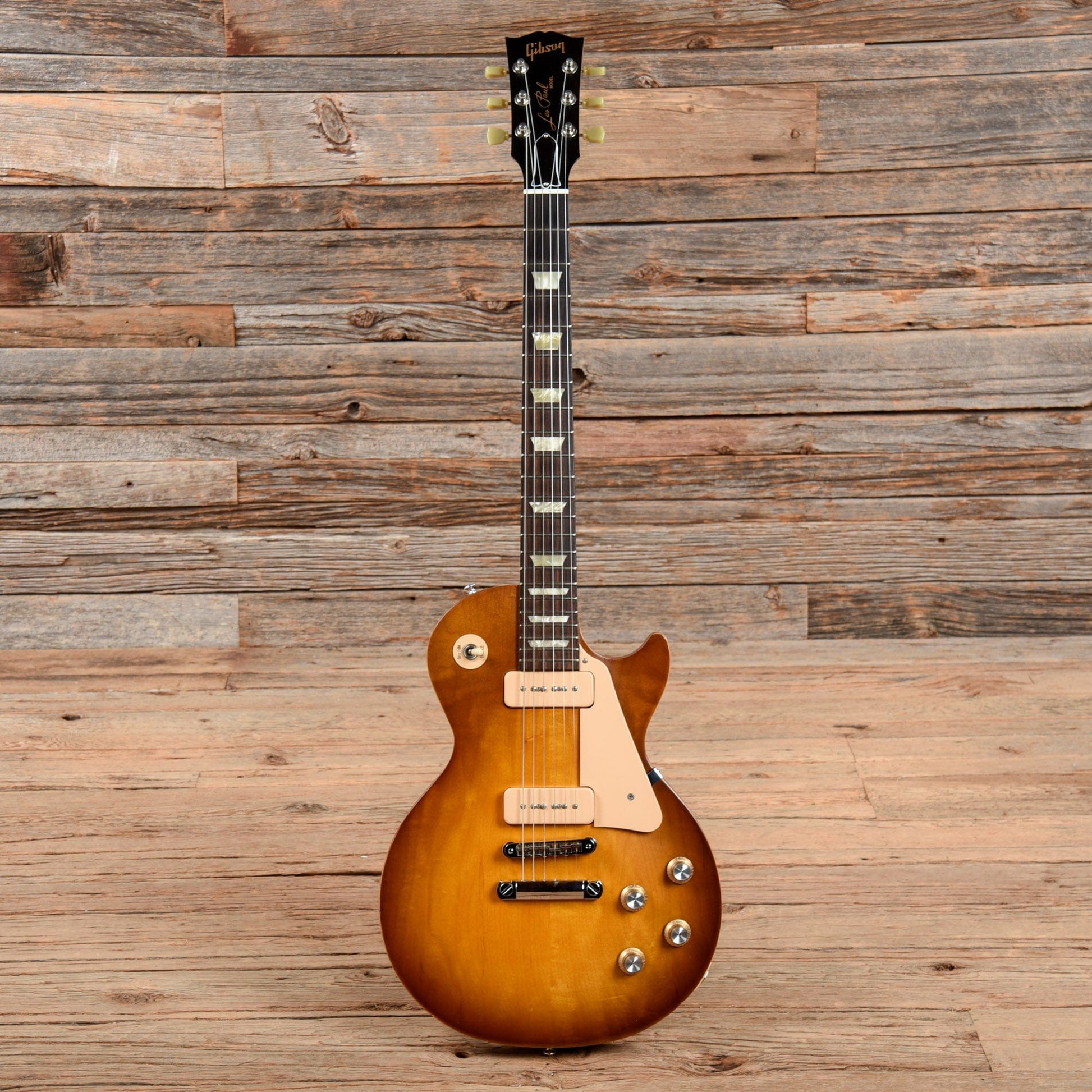 Gibson Les Paul Studio '50s Tribute Sunburst Electric Guitars / Solid Body