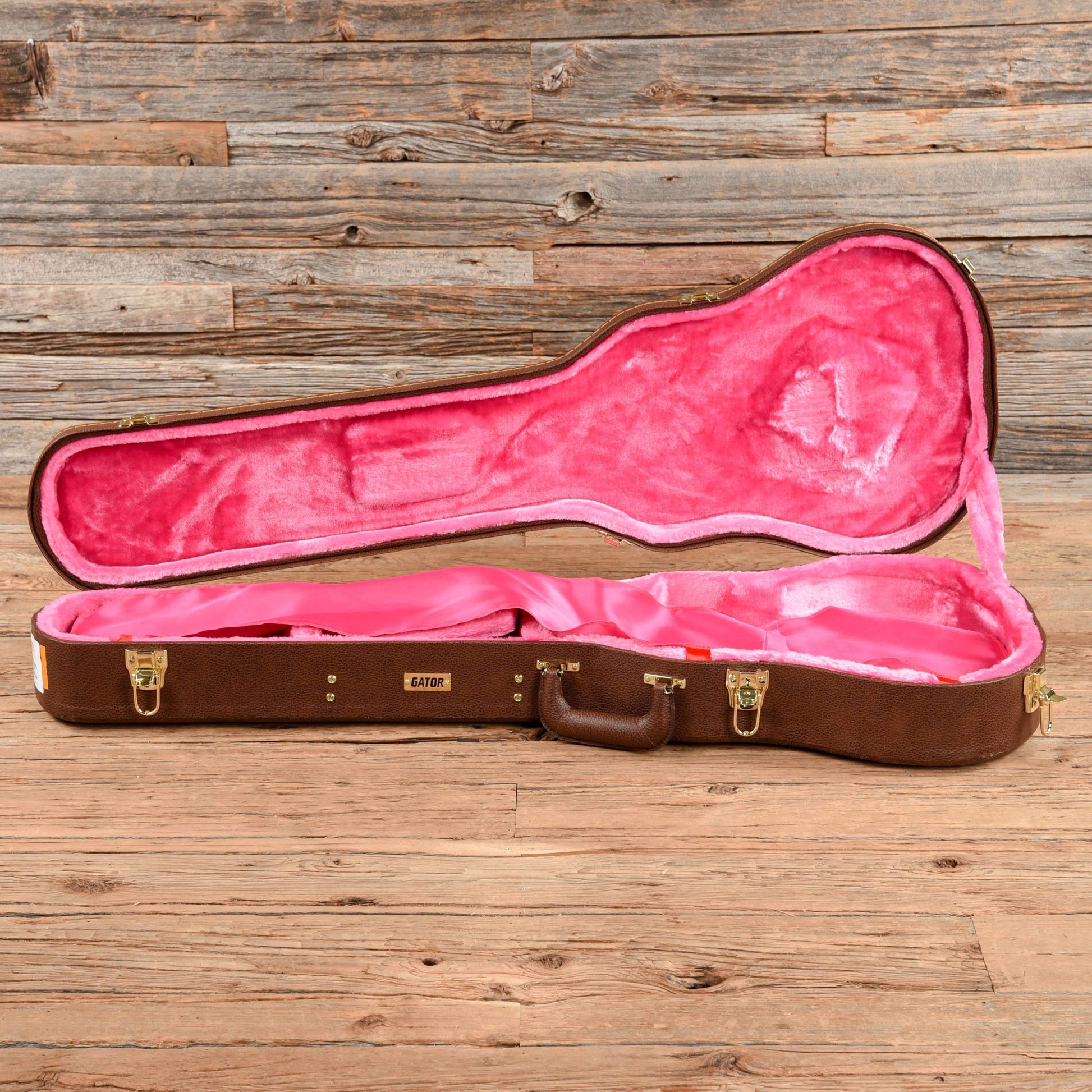 Gibson Les Paul Studio Alpine White 2010 Electric Guitars / Solid Body