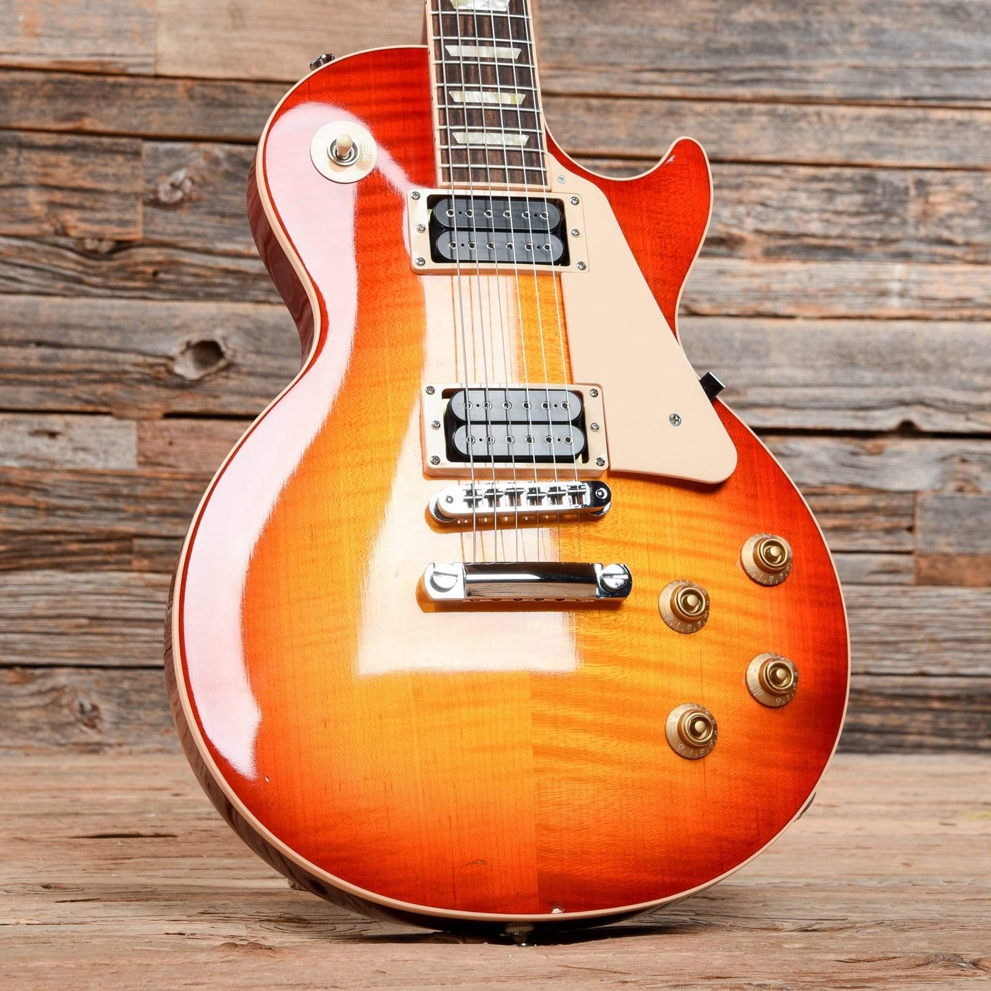 Gibson Les Paul Traditional Cherry Sunburst 2010 Electric Guitars / Solid Body