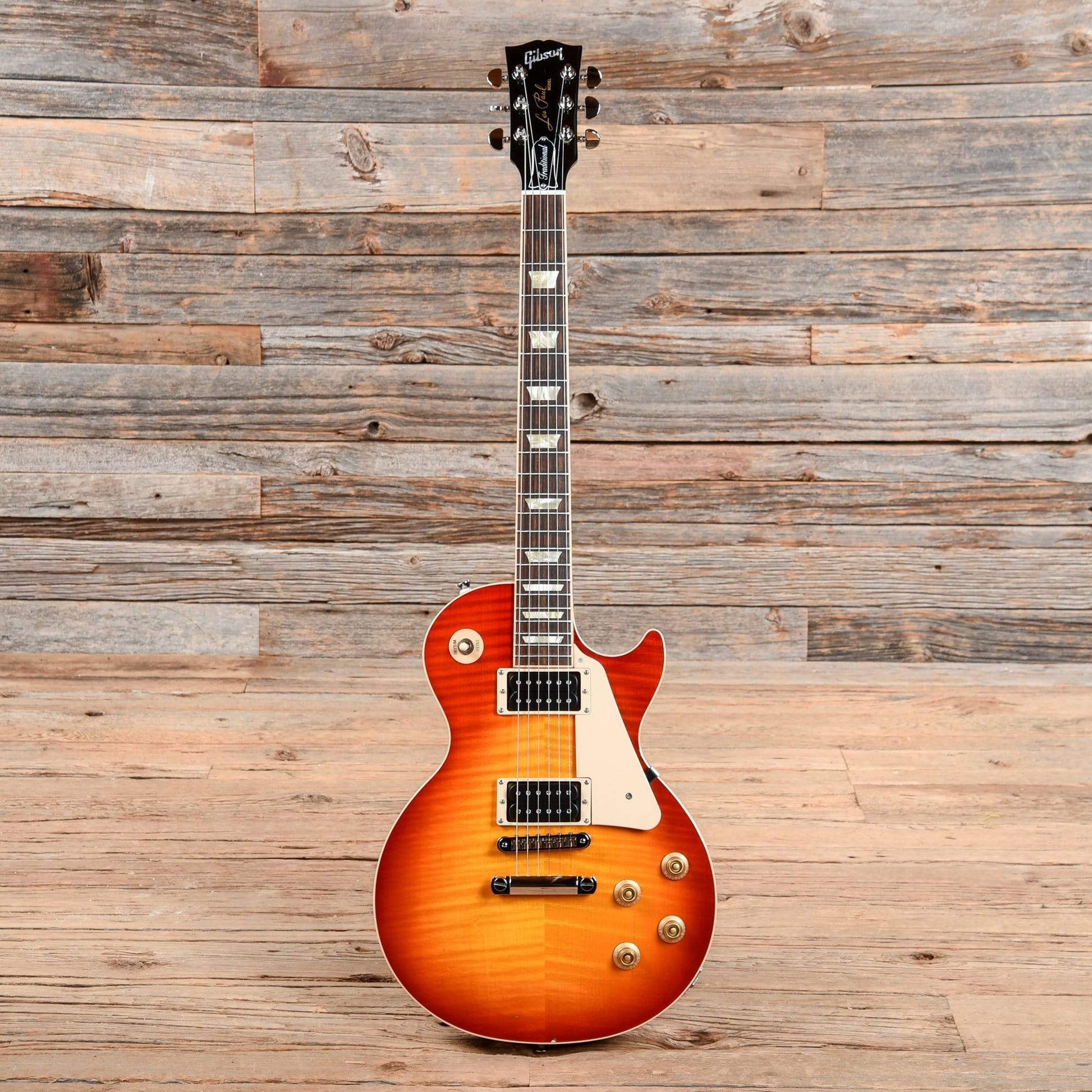 Gibson Les Paul Traditional Cherry Sunburst 2010 Electric Guitars / Solid Body