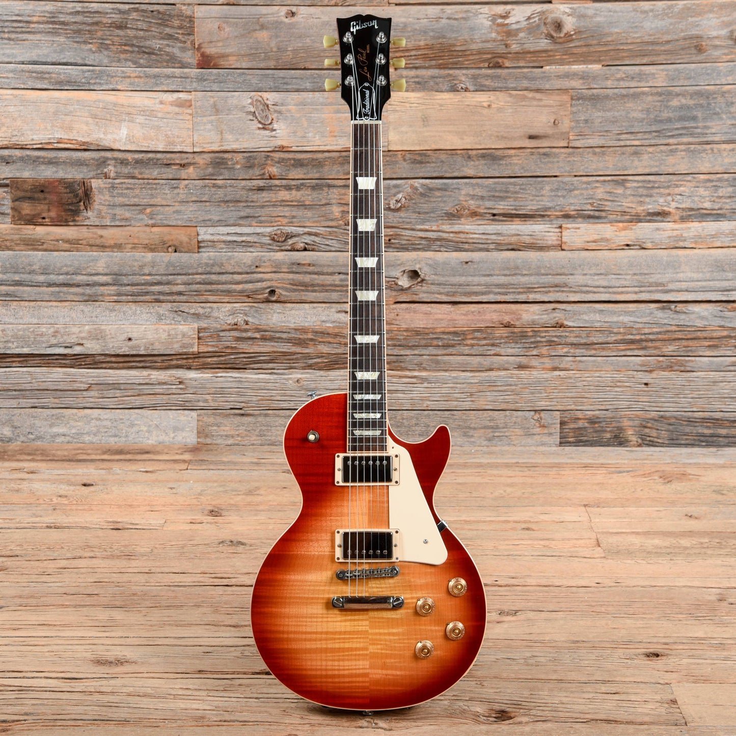 Gibson Les Paul Traditional Cherry Sunburst 2017 Electric Guitars / Solid Body