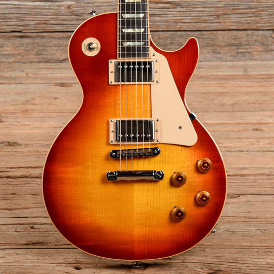 Gibson Les Paul Traditional Pro Cherry Sunburst 2010 Electric Guitars / Solid Body