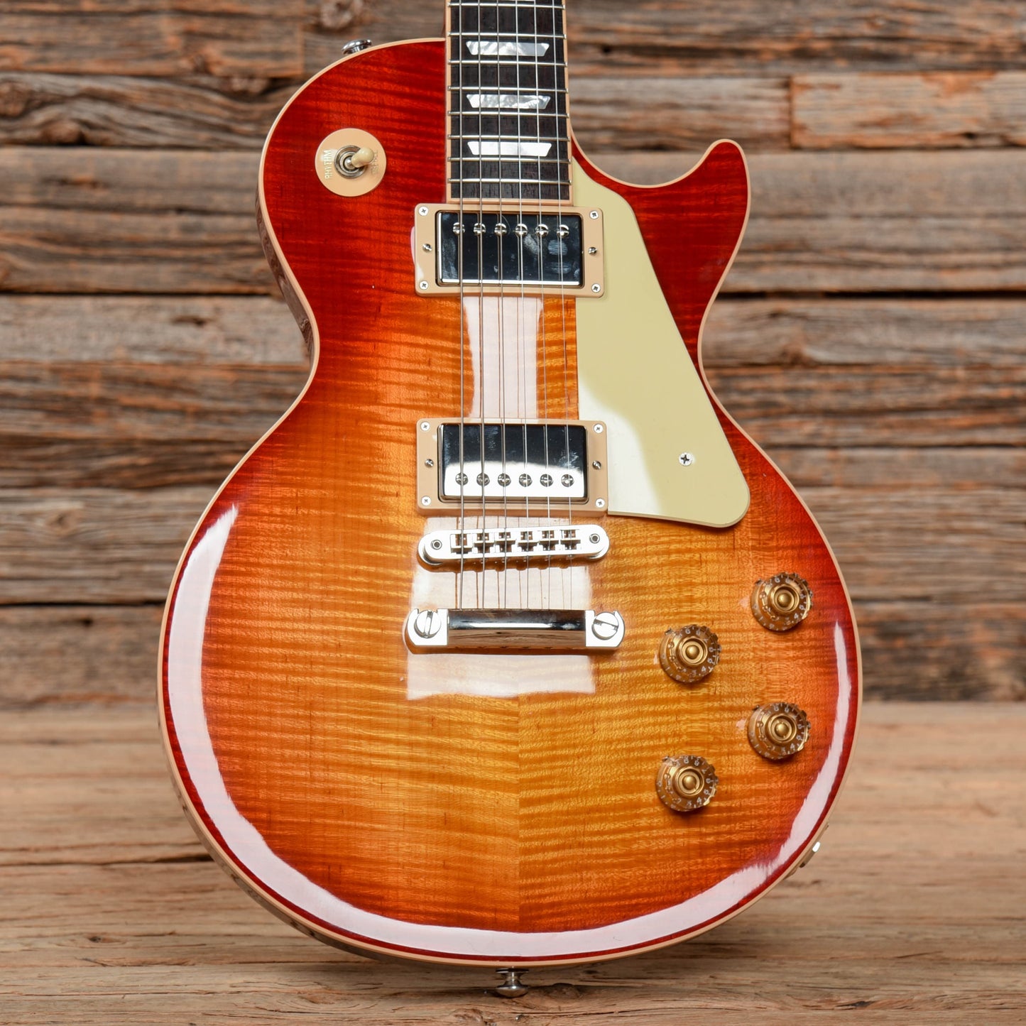 Gibson Les Paul Traditional Sunburst 2015 Electric Guitars / Solid Body