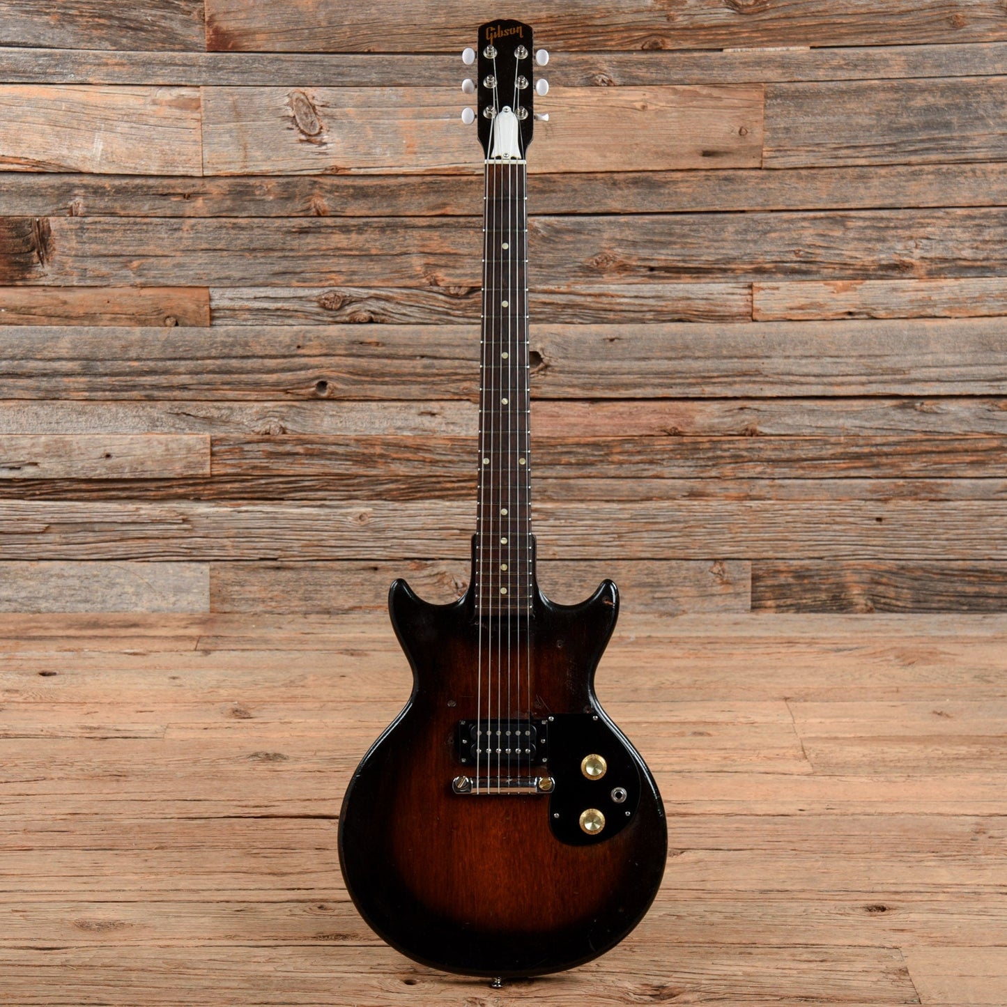 Gibson Melody Maker Sunburst Refin 1964 Electric Guitars / Solid Body