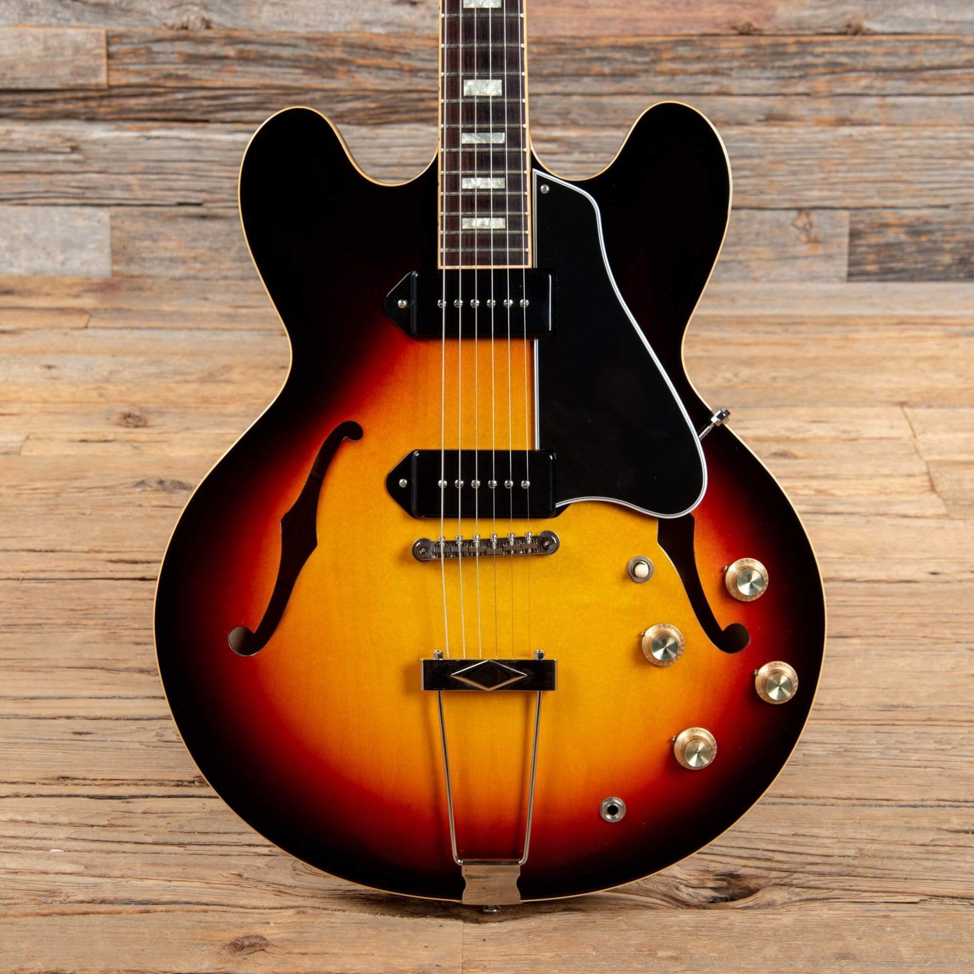 Gibson Memphis ES-330 Sunburst 2018 Electric Guitars / Solid Body