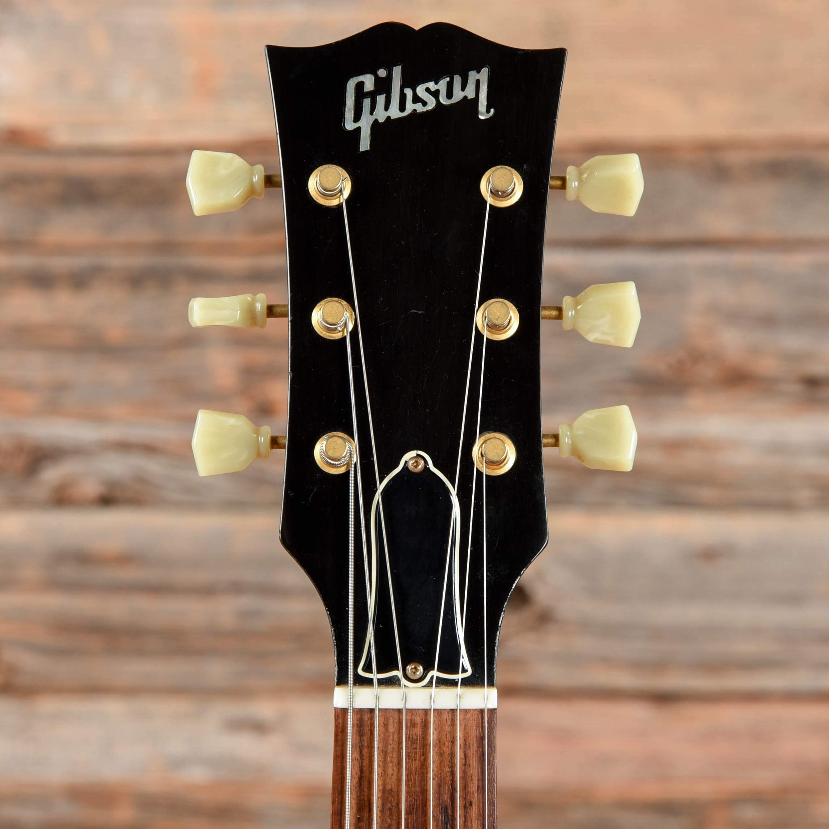 Gibson／NightHawk カスタムショップ製　最終価格　ギブソン94年製 Gibson Nighthawk Special SP-2 Ebony 1994 – Chicago Music Exchange