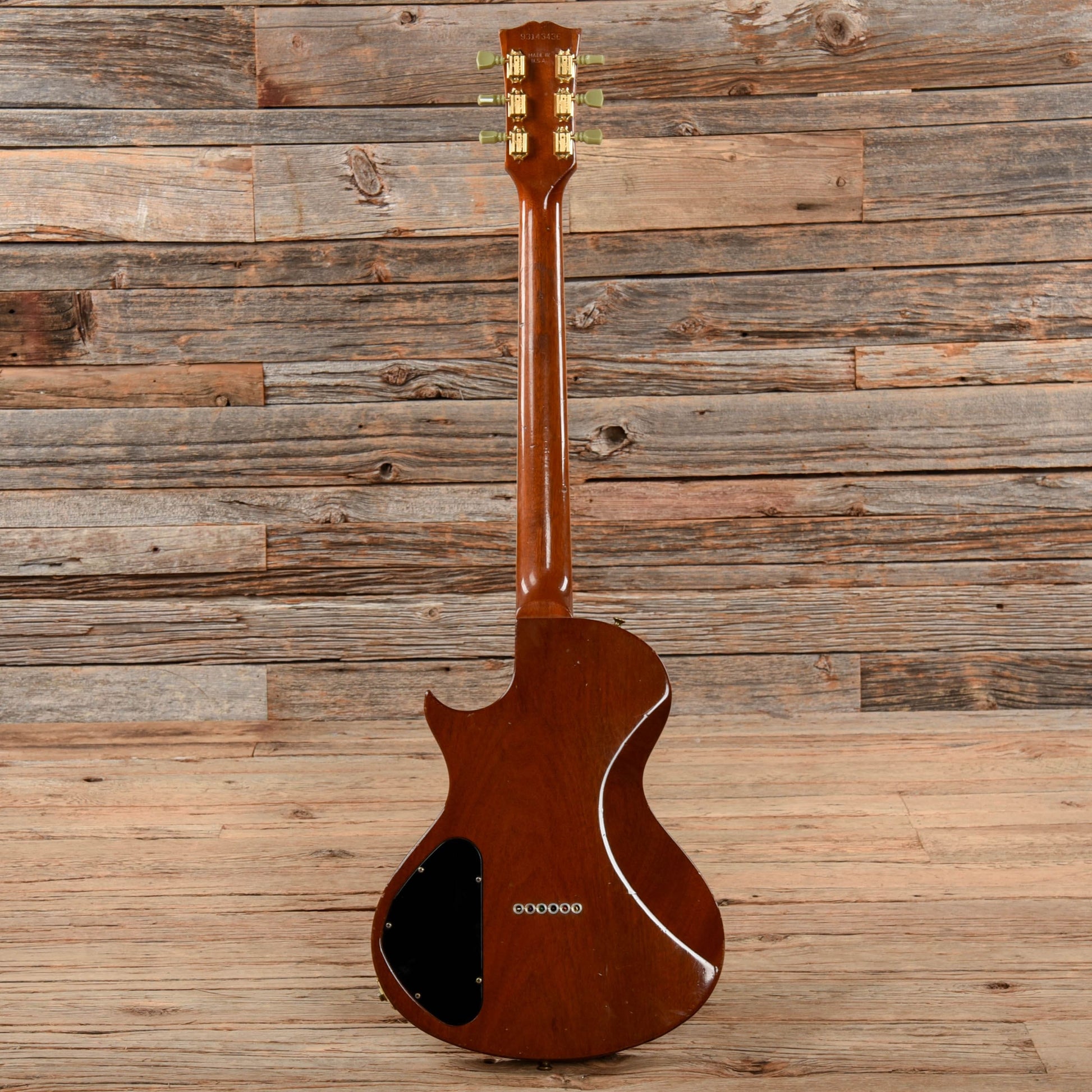 Gibson Nighthawk Standard ST-2 Amber 1993 Electric Guitars / Solid Body