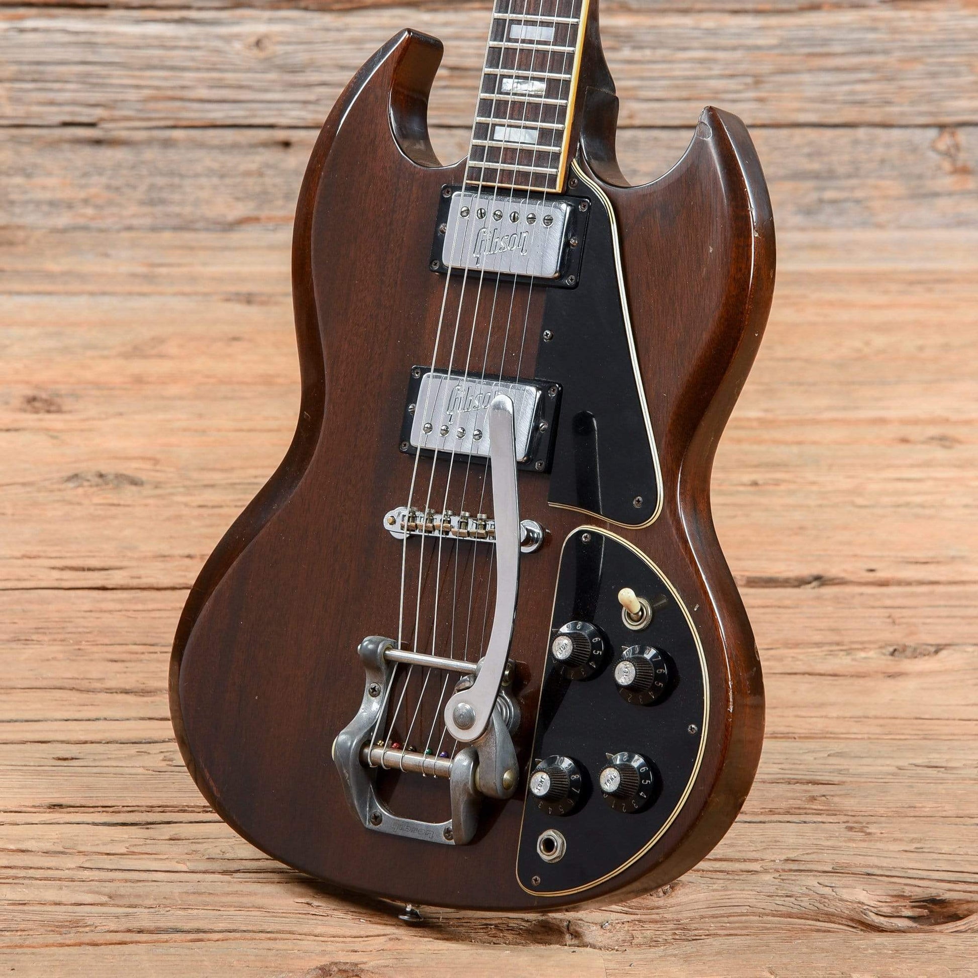 Gibson SG Deluxe Walnut 1972 Electric Guitars / Solid Body