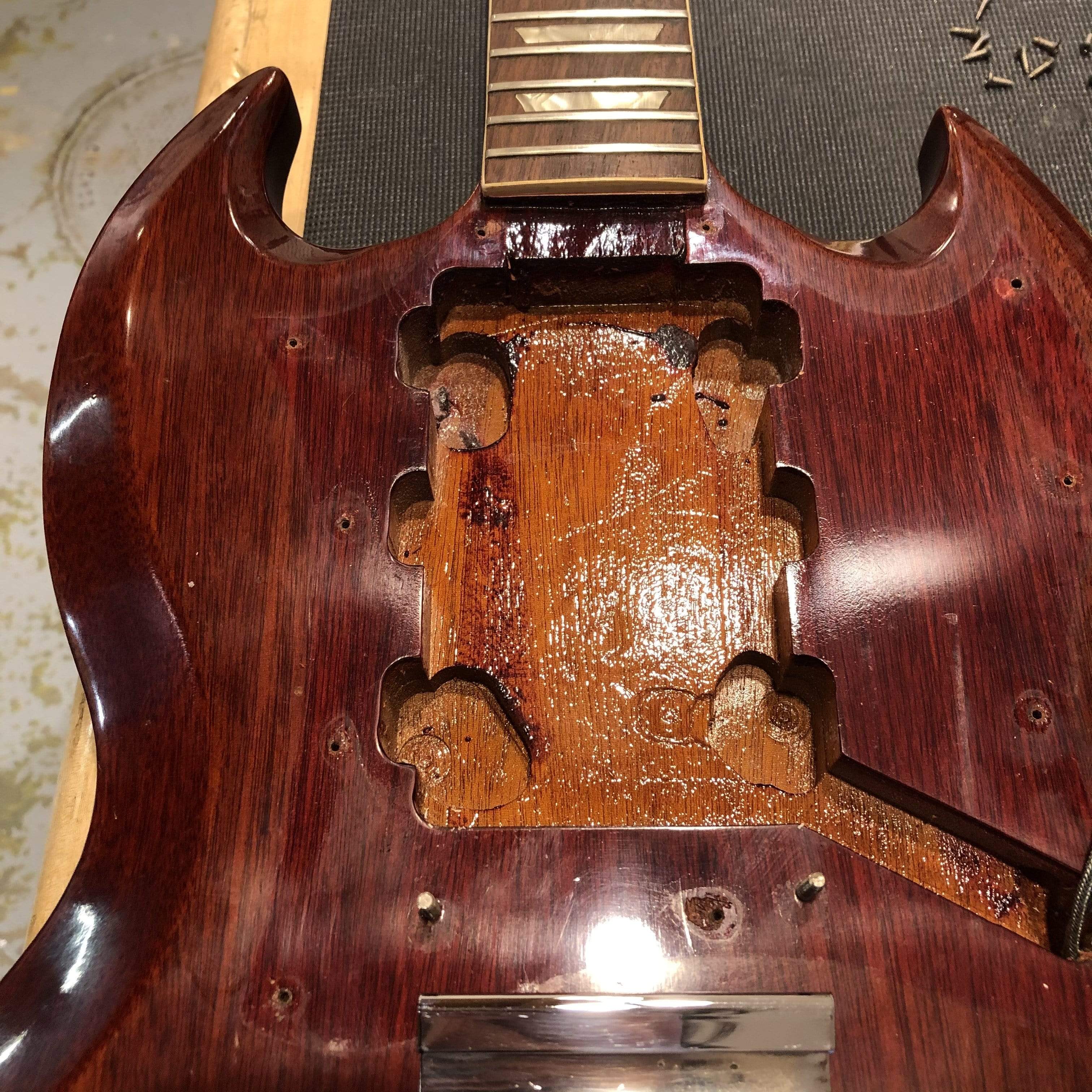 Gibson SG Standard Cherry 1969 Electric Guitars / Solid Body