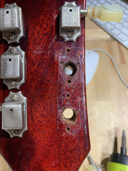 Gibson SG Standard Cherry 1970 Electric Guitars / Solid Body