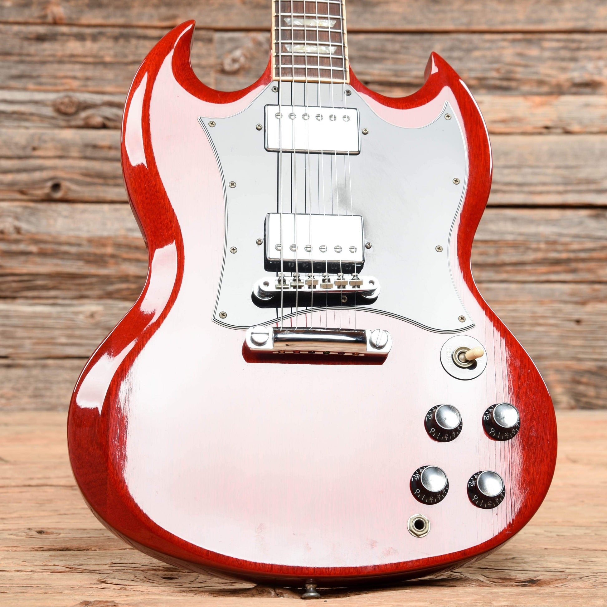 Gibson SG Standard Cherry 1999 Electric Guitars / Solid Body