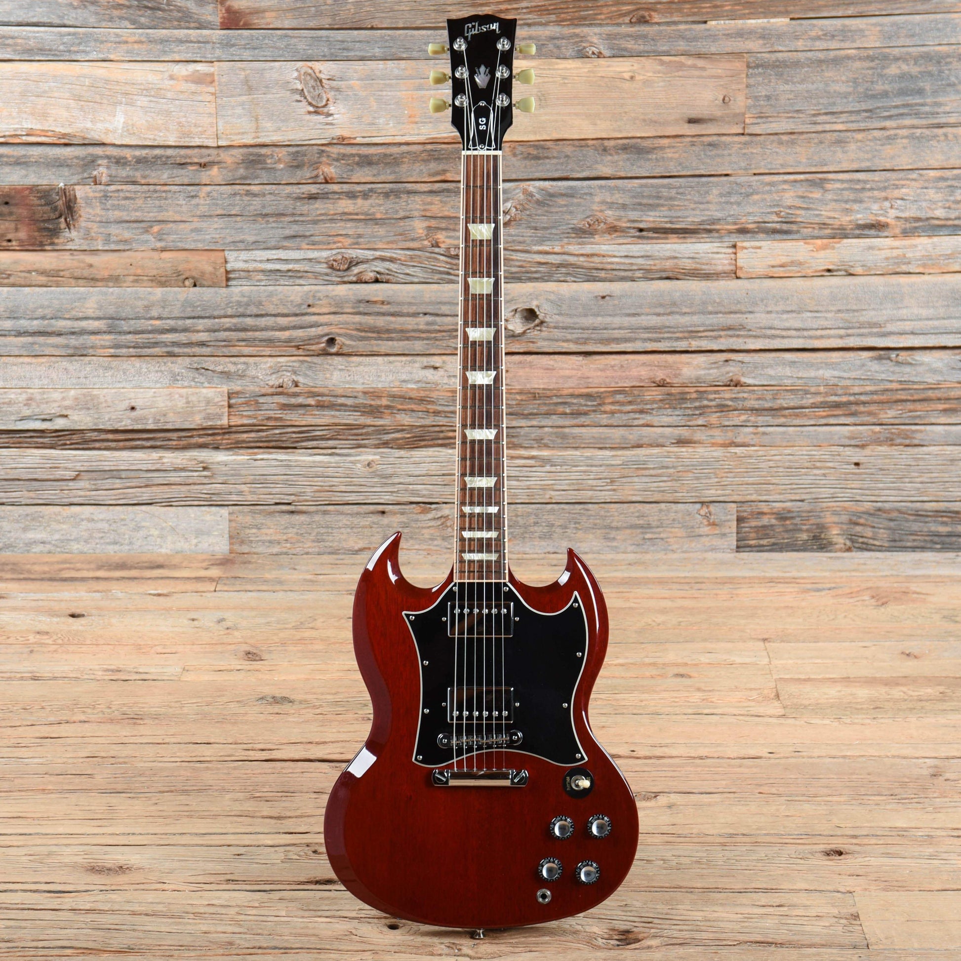 Gibson SG Standard Cherry 2005 Electric Guitars / Solid Body