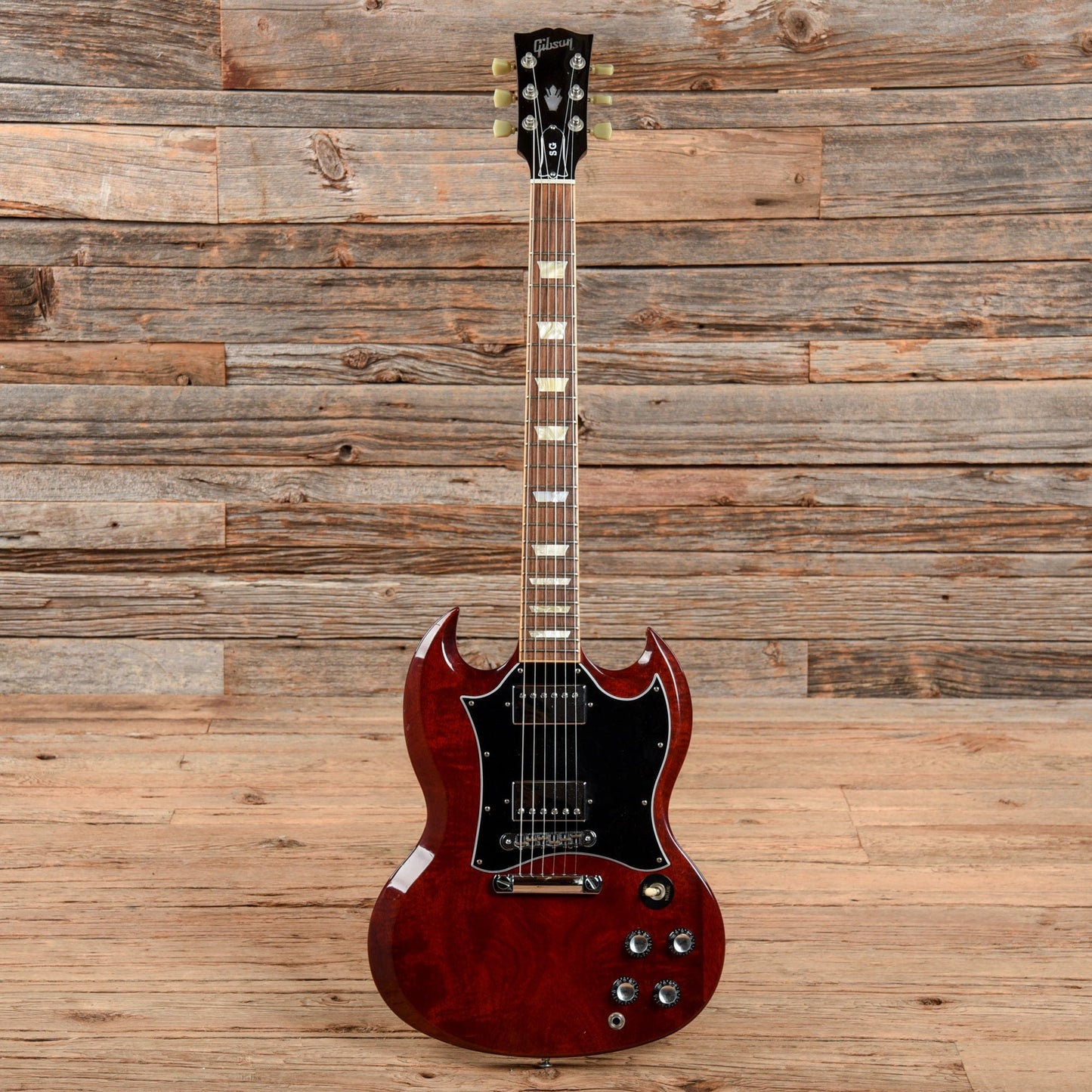 Gibson SG Standard Cherry 2006 Electric Guitars / Solid Body