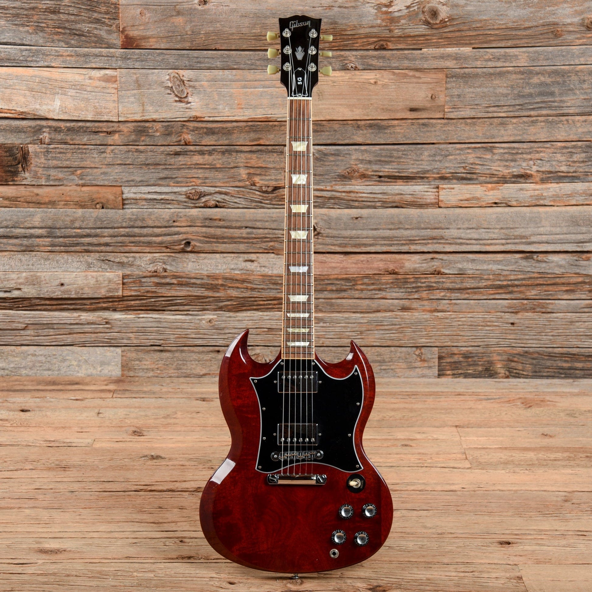 Gibson SG Standard Cherry 2006 Electric Guitars / Solid Body