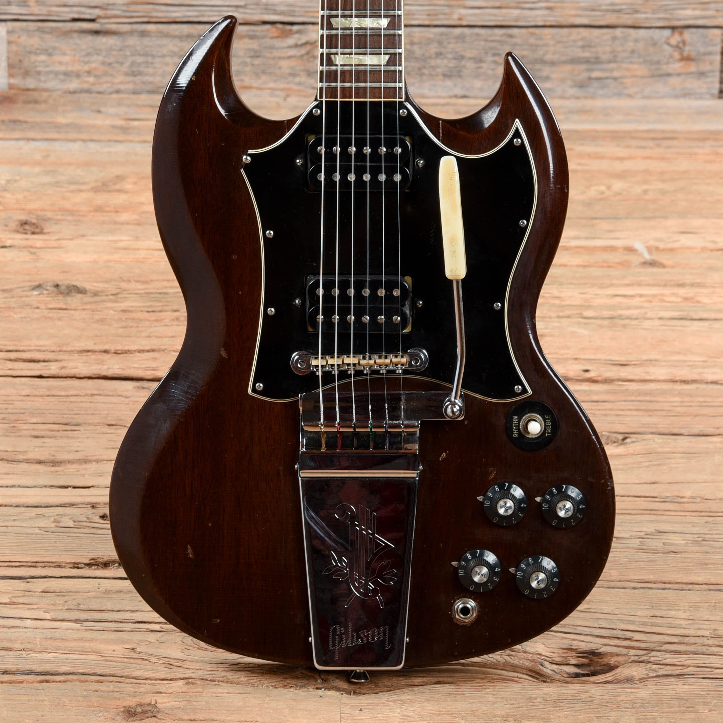 Den anden dag januar Tilsvarende Gibson SG Standard Walnut 1970 – Chicago Music Exchange