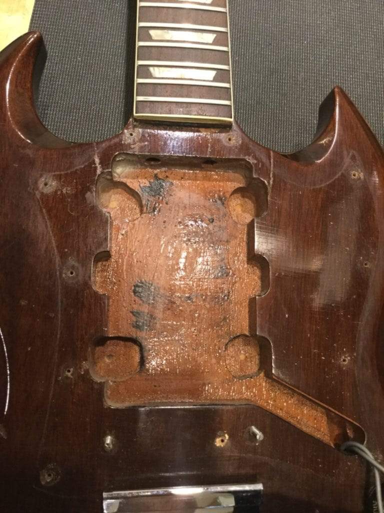 Gibson SG Standard Walnut 1970 Electric Guitars / Solid Body