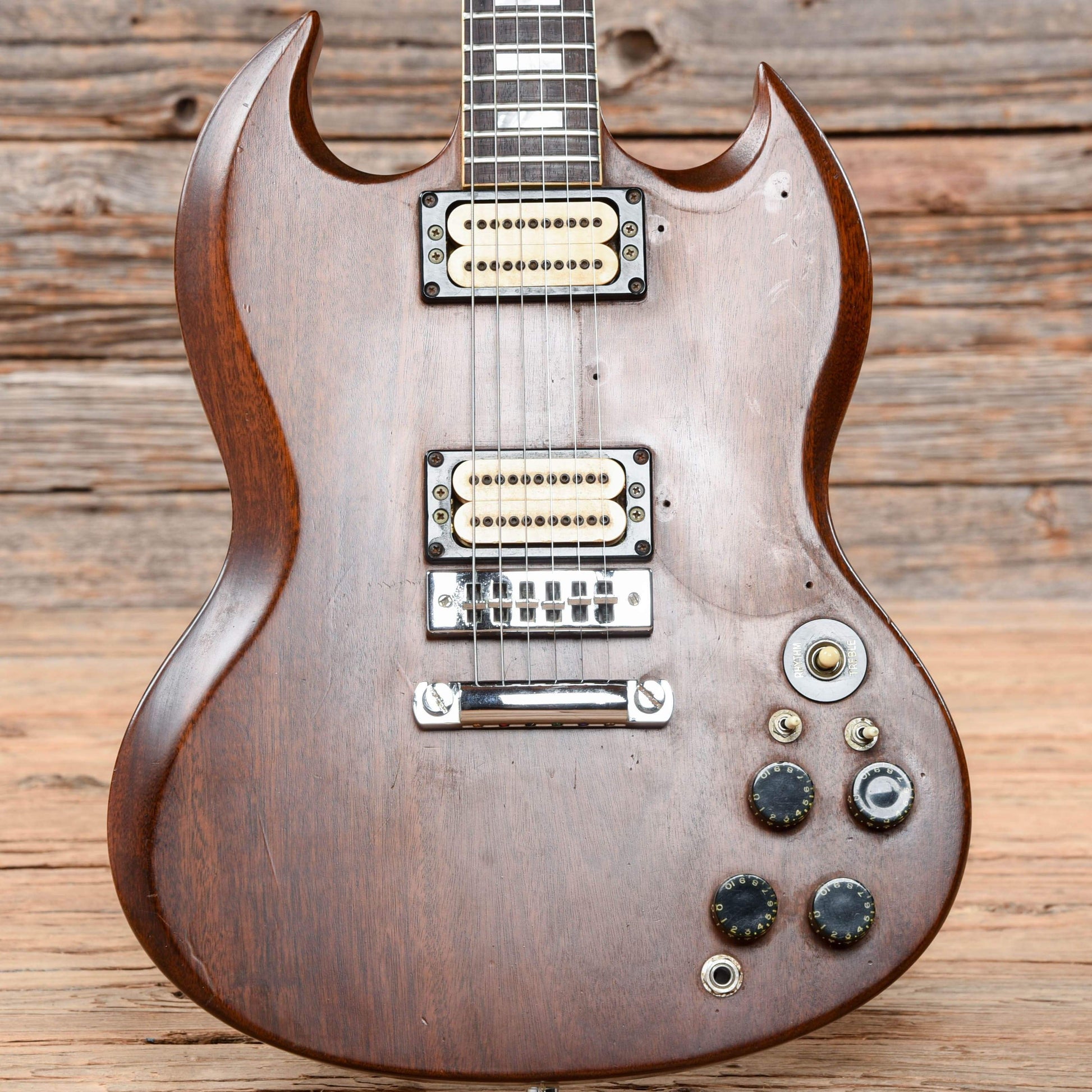 Gibson SG Standard Walnut 1977 Electric Guitars / Solid Body