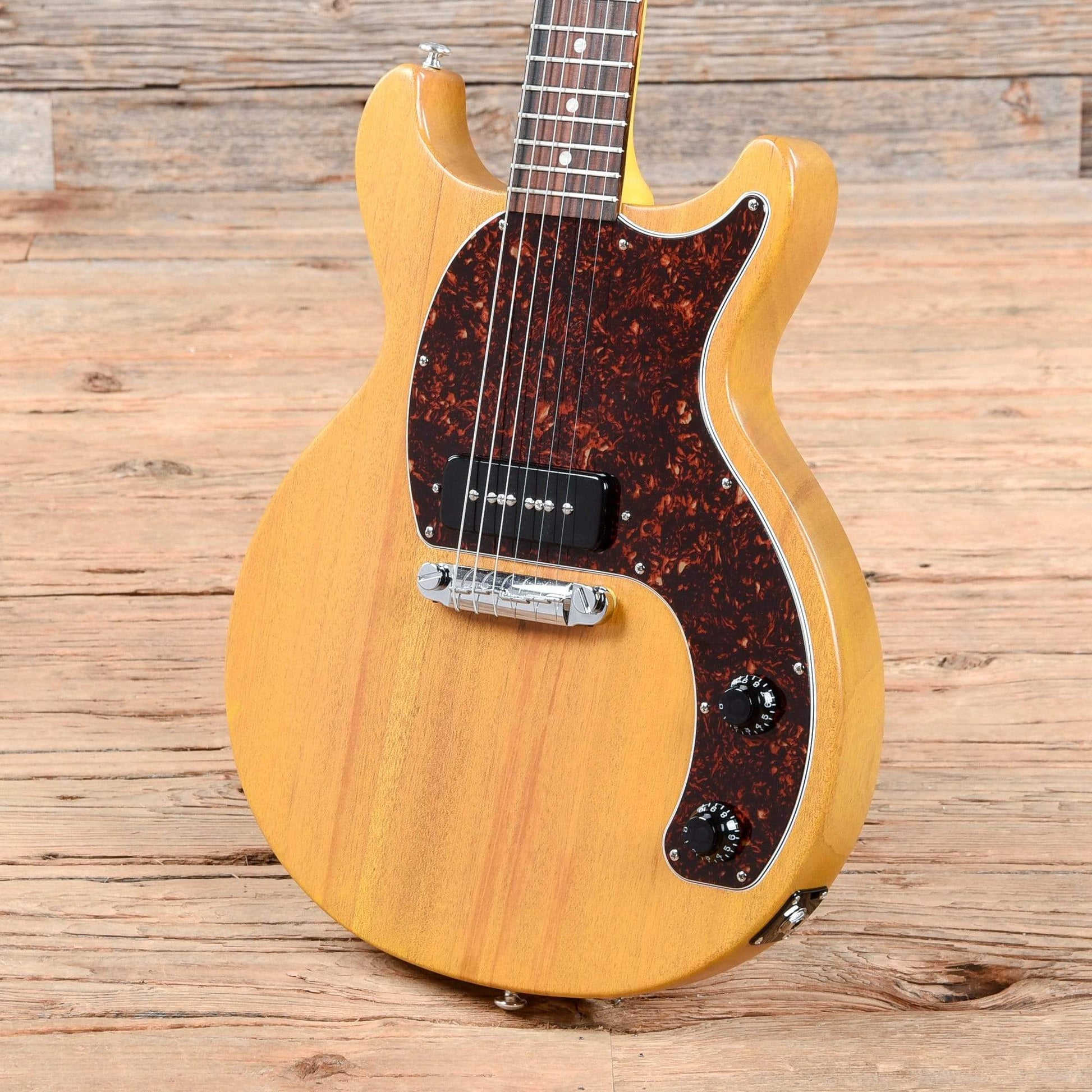 Gibson USA Les Paul Junior Tribute DC Worn TV Yellow w/Tortoise Pickguard Electric Guitars / Solid Body