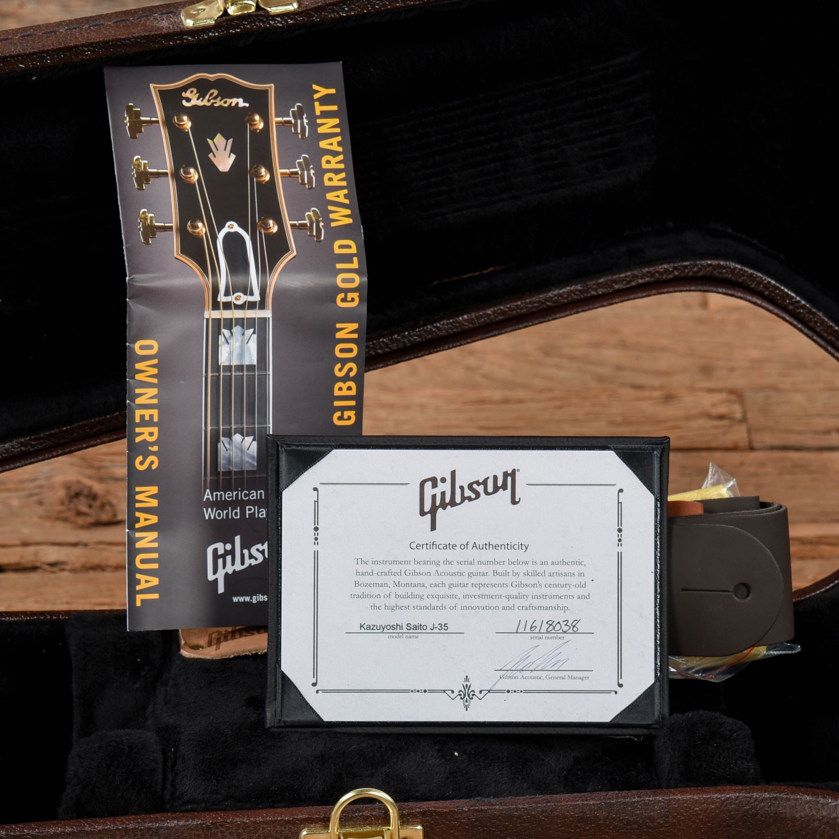 Gibson Custom J-35 Saito Signature Black 2018