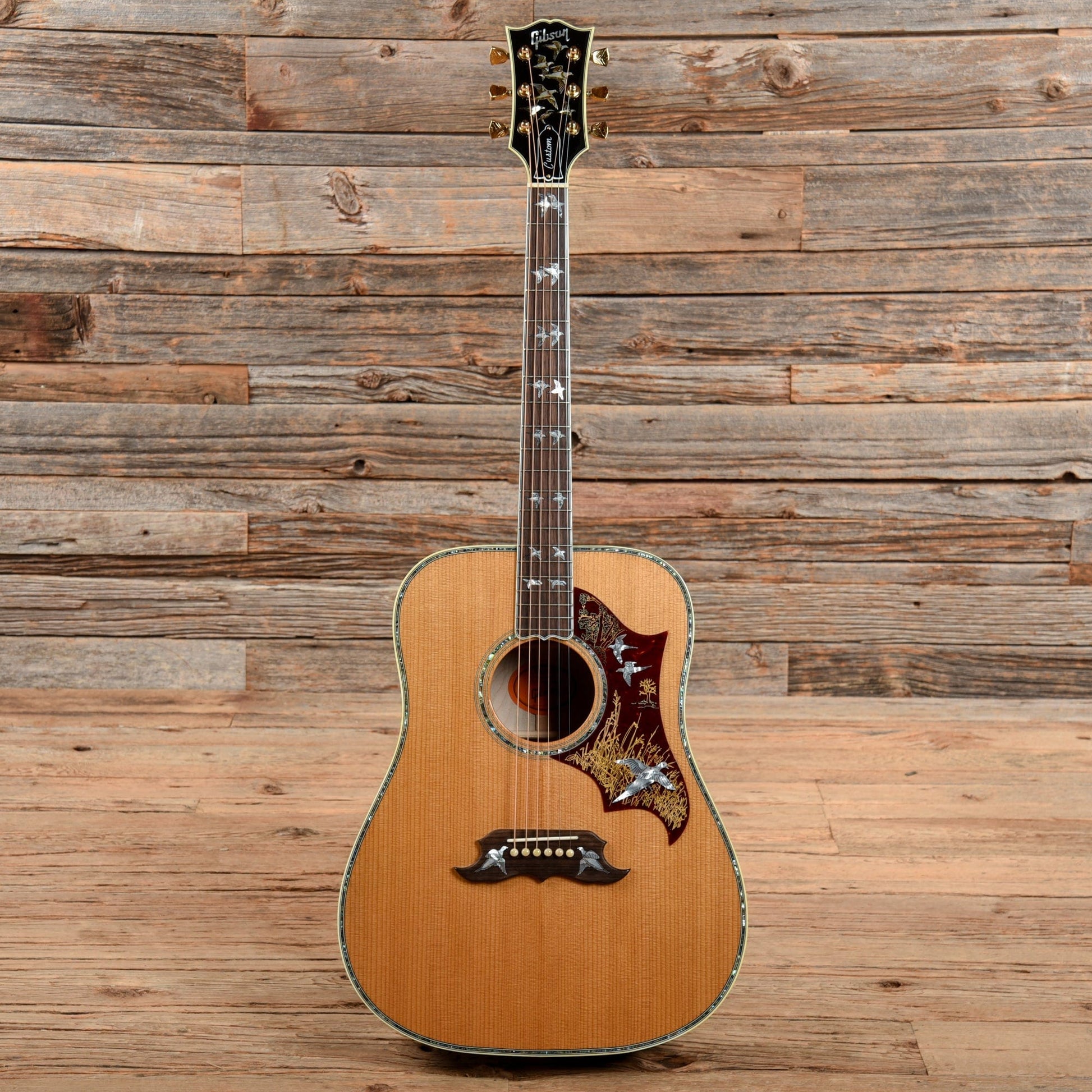 Gibson Doves in Flight Blue 2019