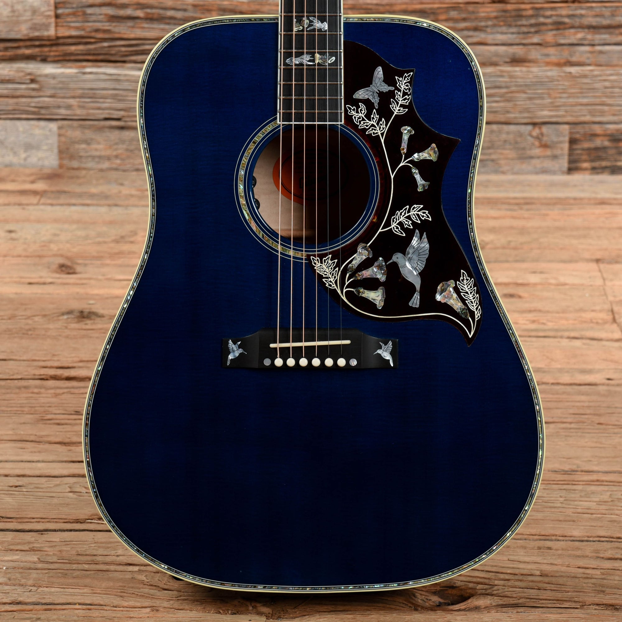 Gibson Hummingbird Custom Quilt (Custom Inlays and Blue Finish) Blue 2 ...