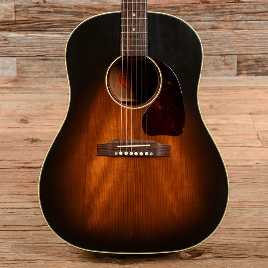 Gibson J-45 
