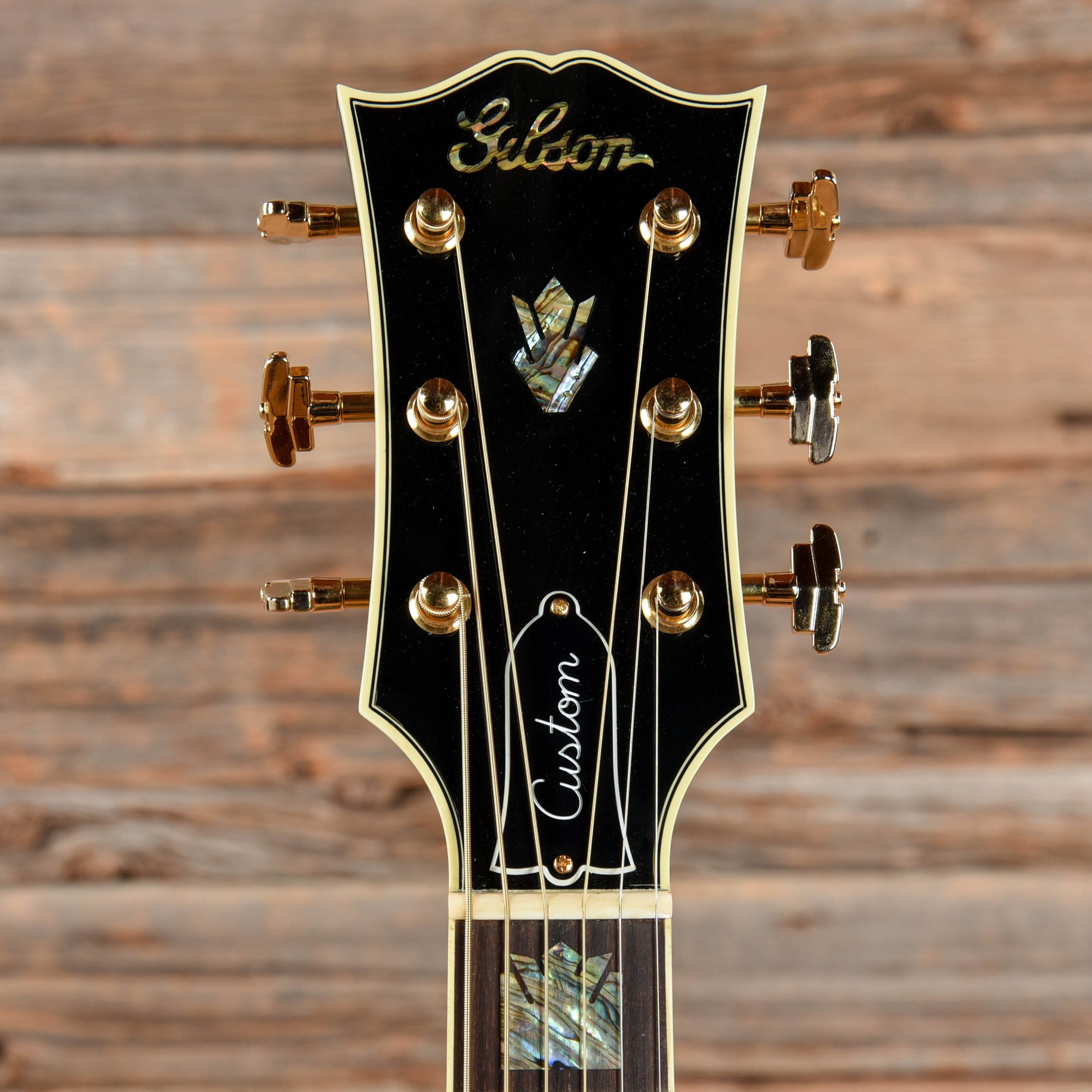 Gibson SJ-200 Custom Sunburst 2012