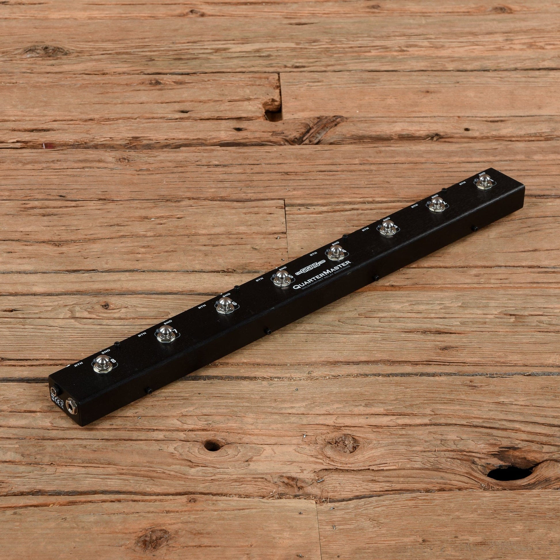 GigRig Quartermaster QMX-8 True Bypass Loop Switcher