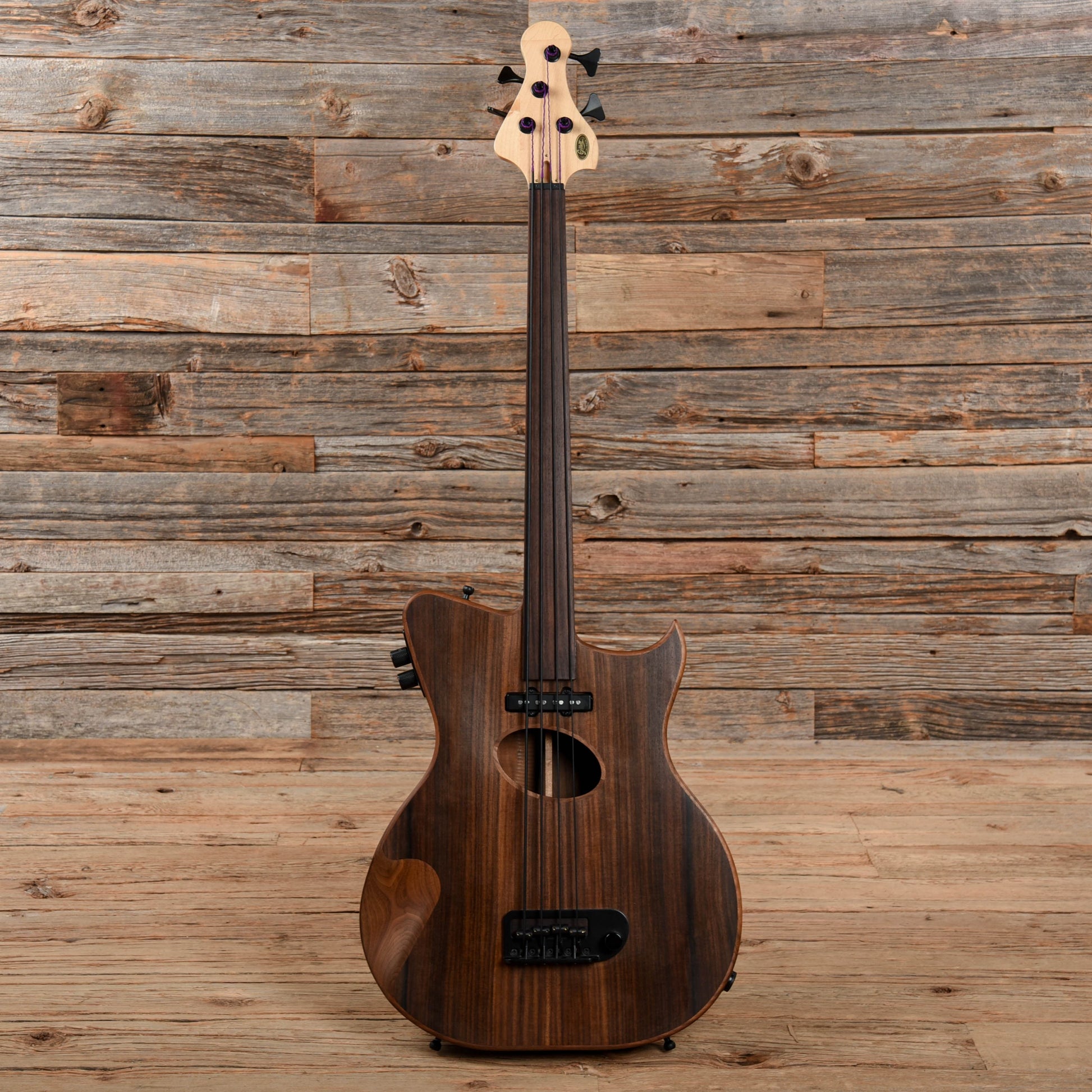 Gillett 4-String Fretless Bass Natural Bass Guitars / Short Scale